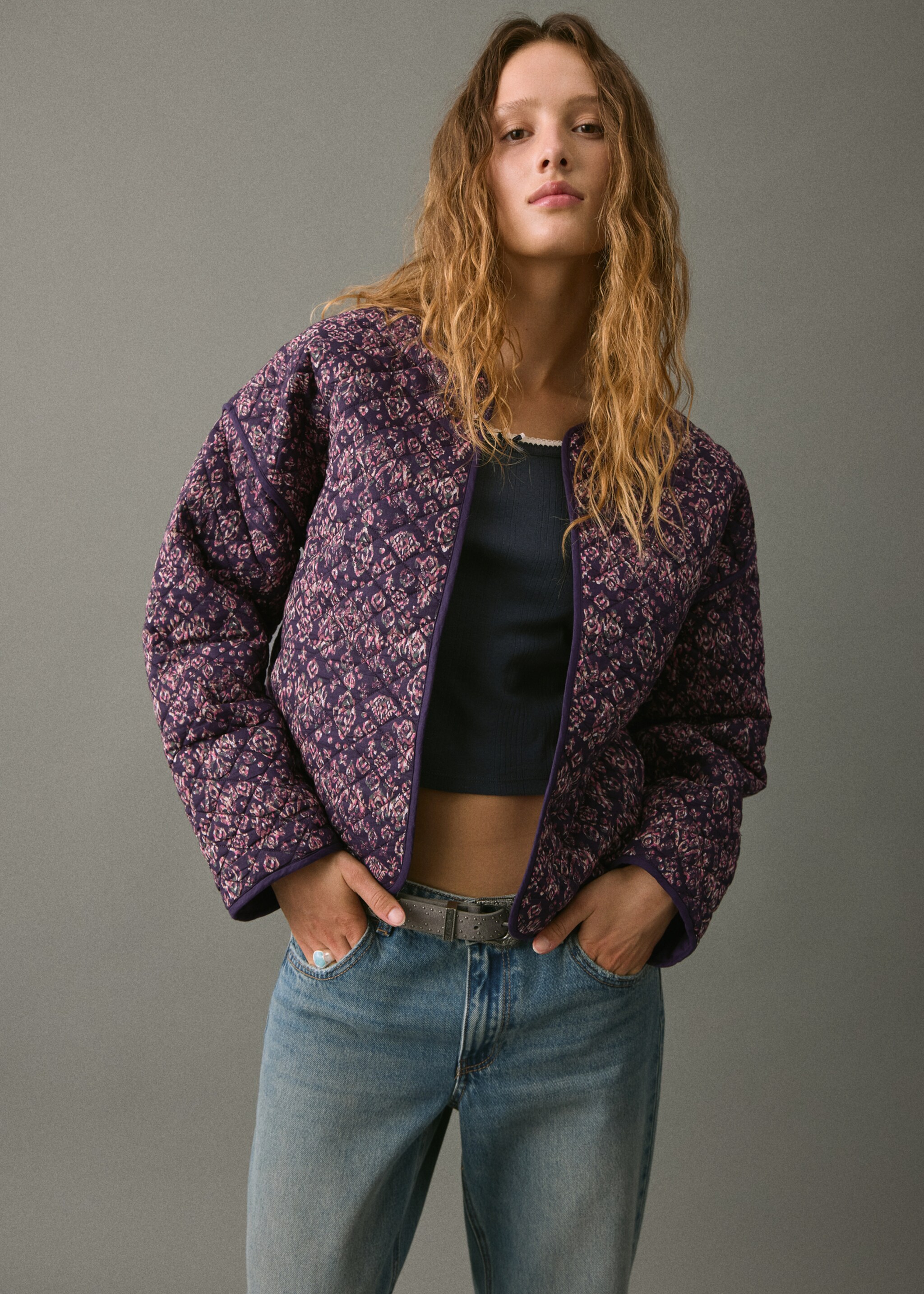 Chaqueta estampado floral - Plano medio, Morado. Ref: 17077122-00.
