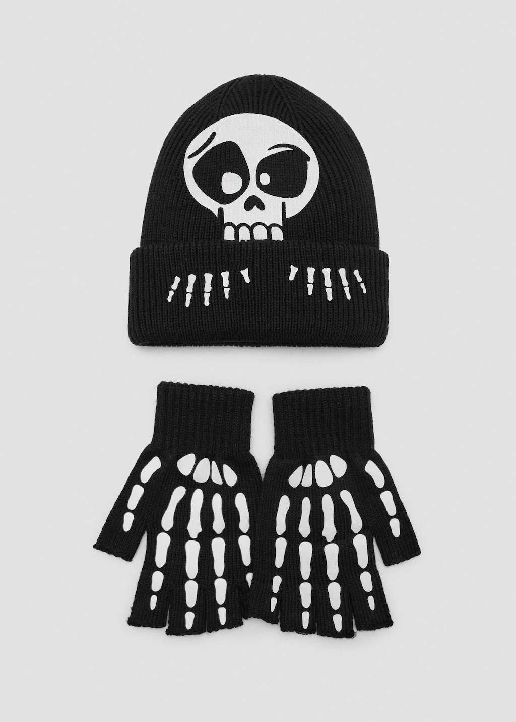 Skull knit beanie