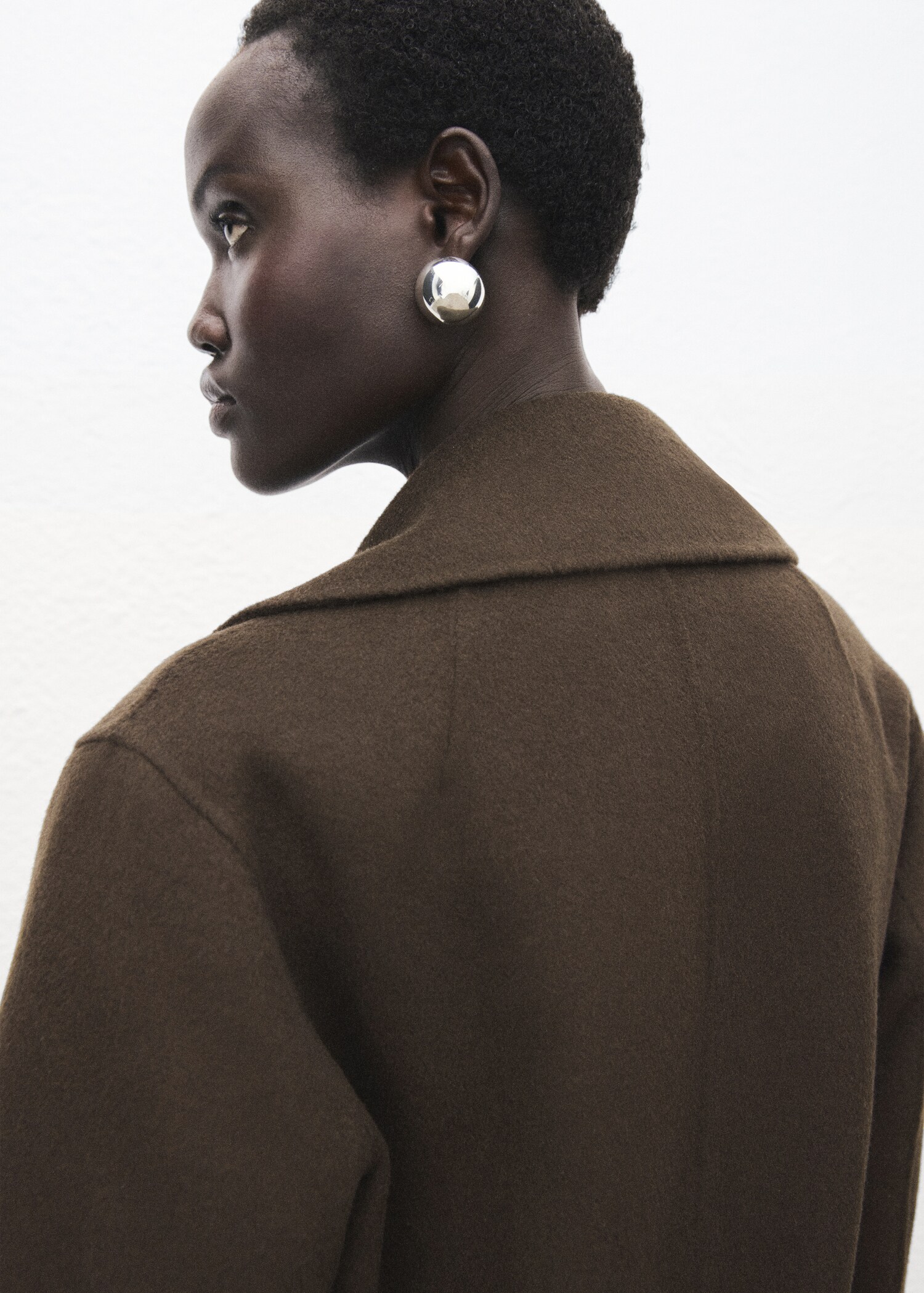 Coat batin - Details of the article 1