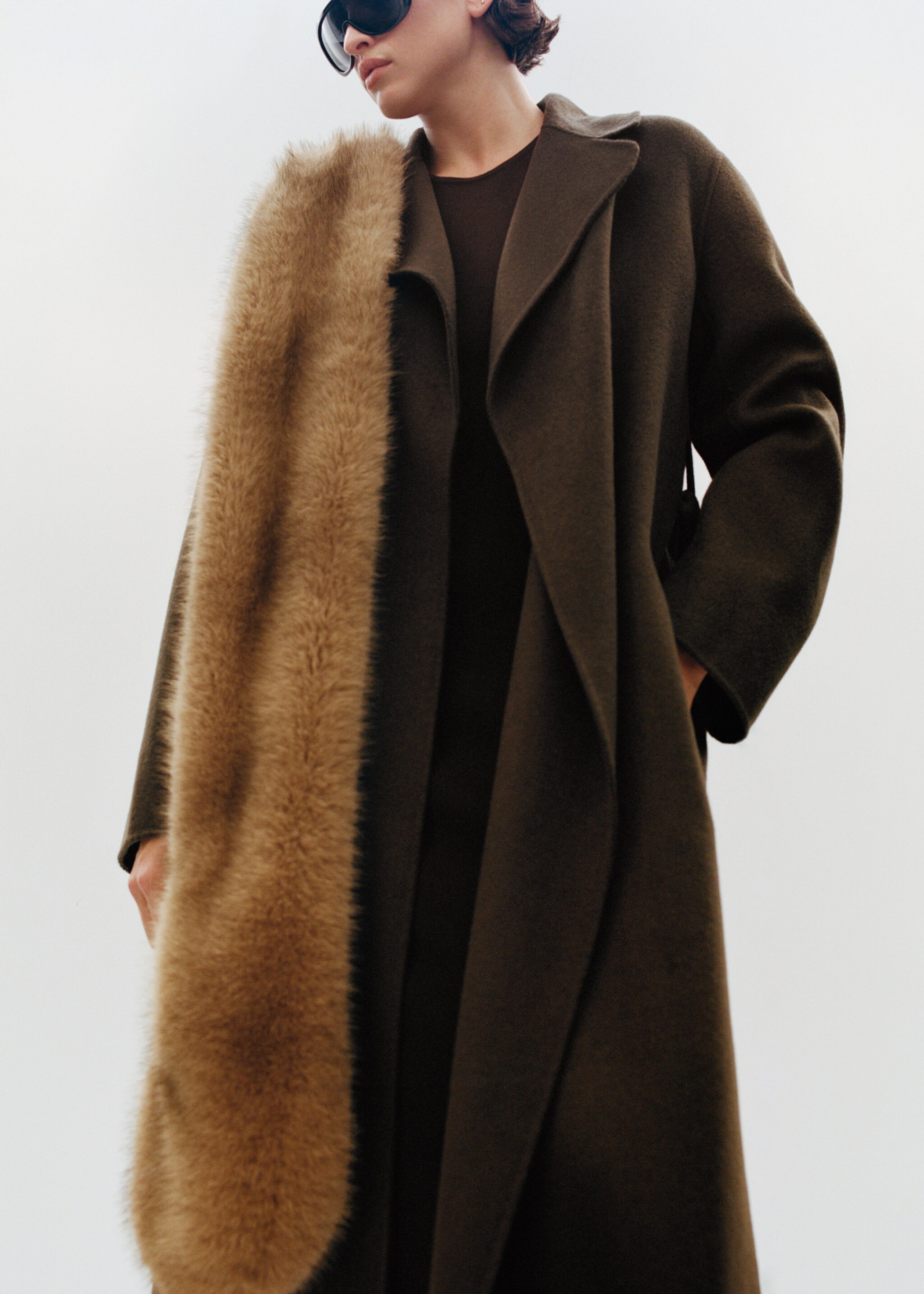 Handmade wool coat with belt - Details of the article 7, Khaki. Ref: 17077137-00.