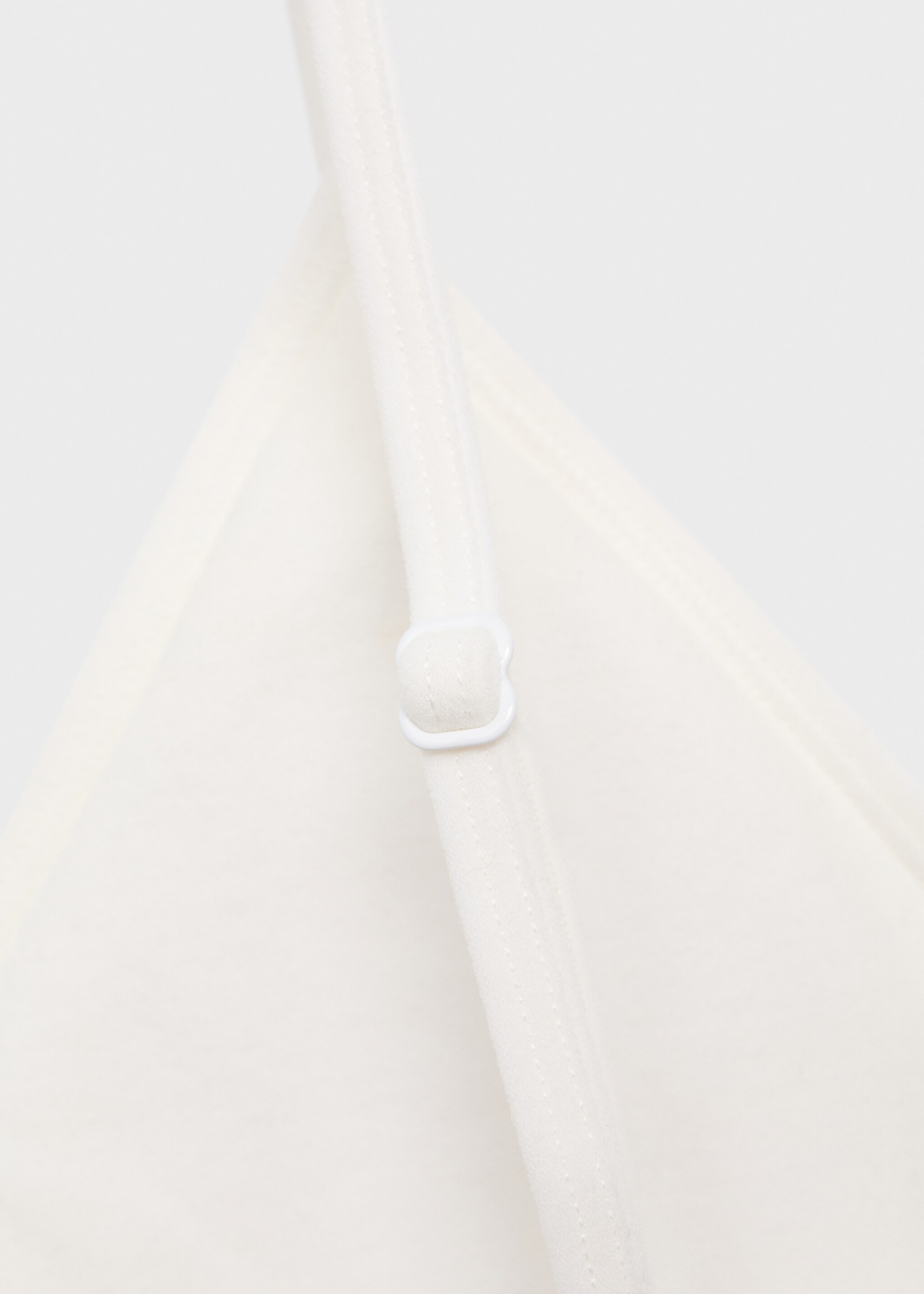Essential triangle bra - Details of the article 8, Off White. Ref: 17077139-00.