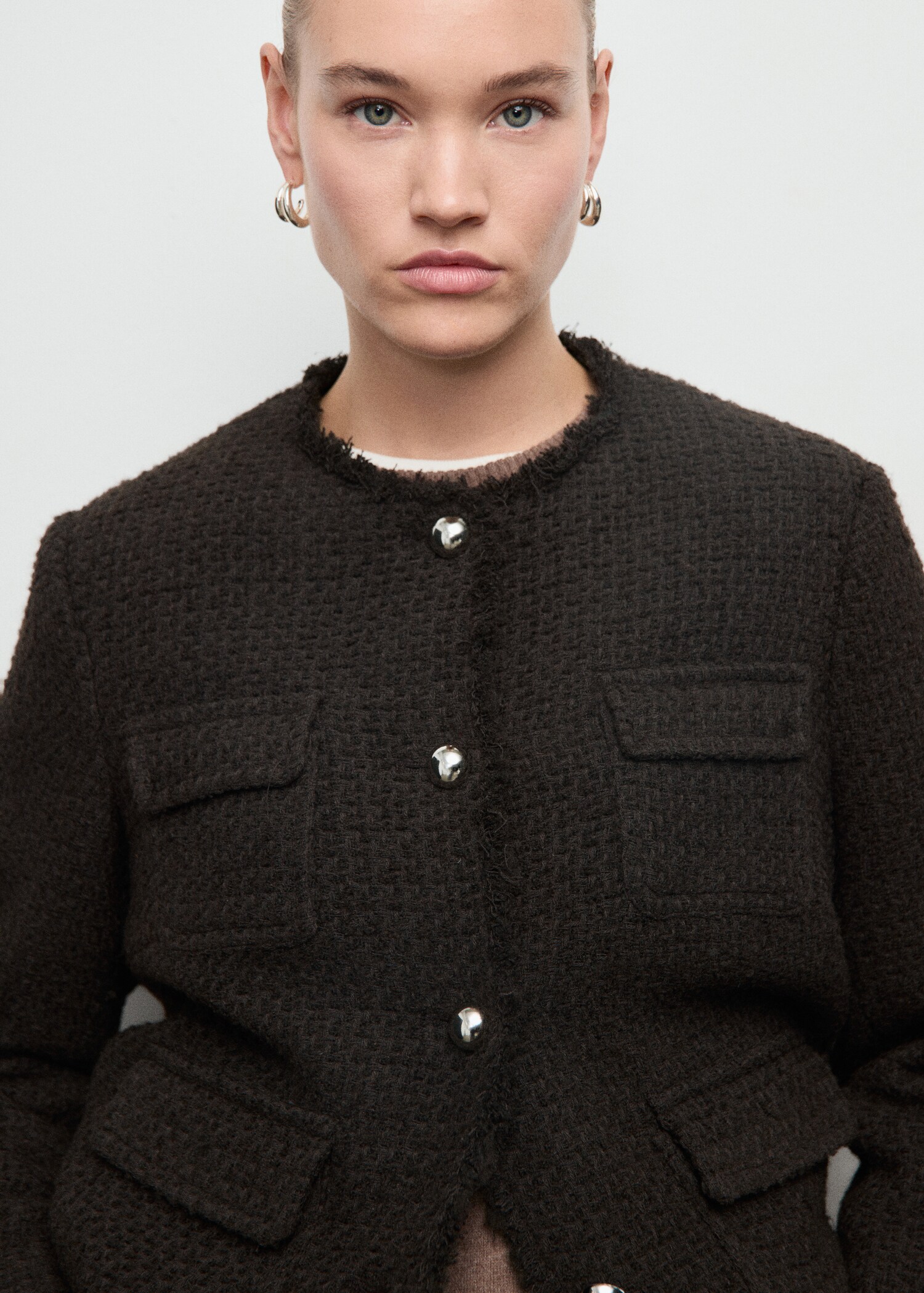 Tweed jacket with frayed ends - Details of the article 5