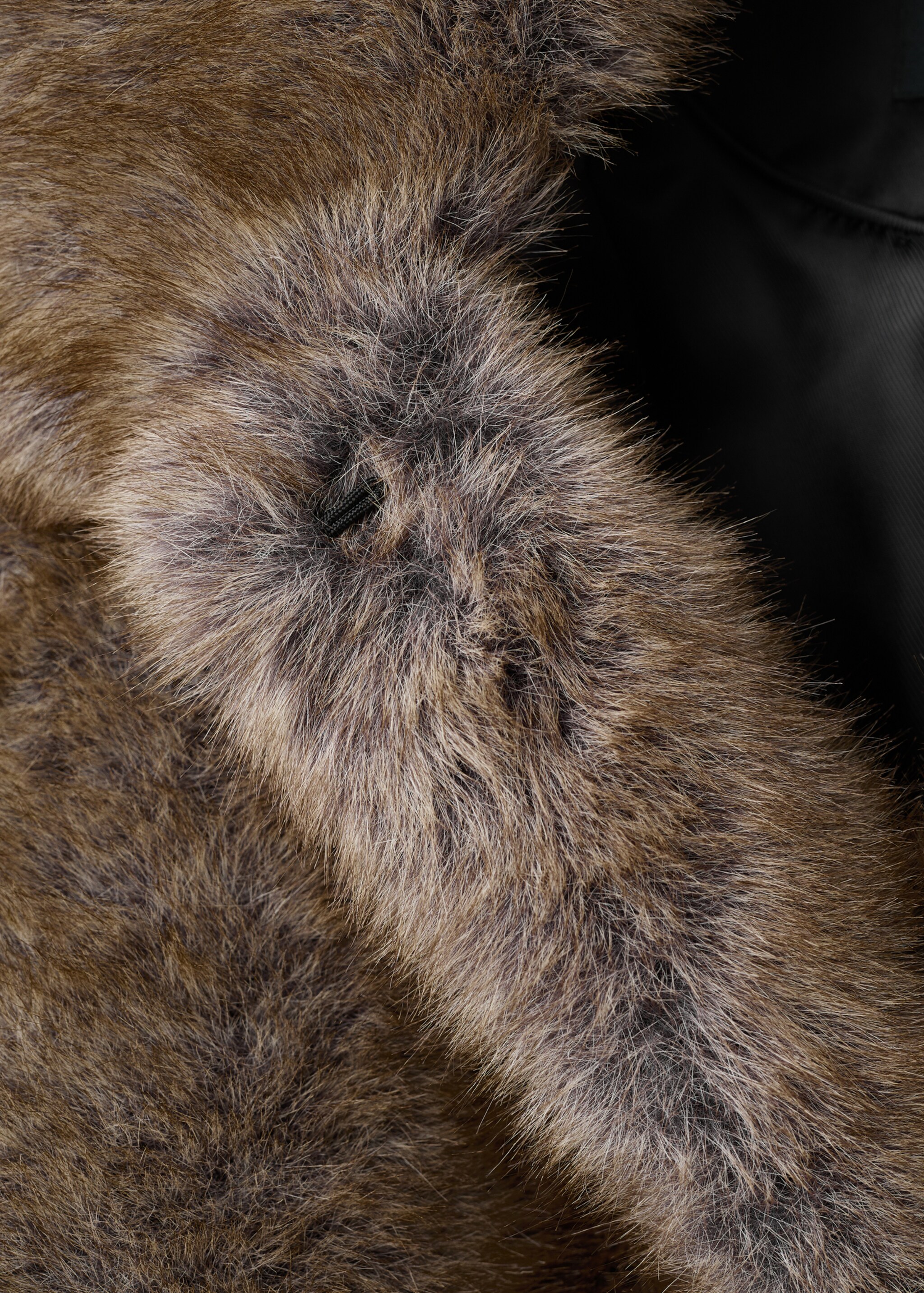 Faux fur effect cropped jacket - Details of the article 8, Beige. Ref: 17077767-00.