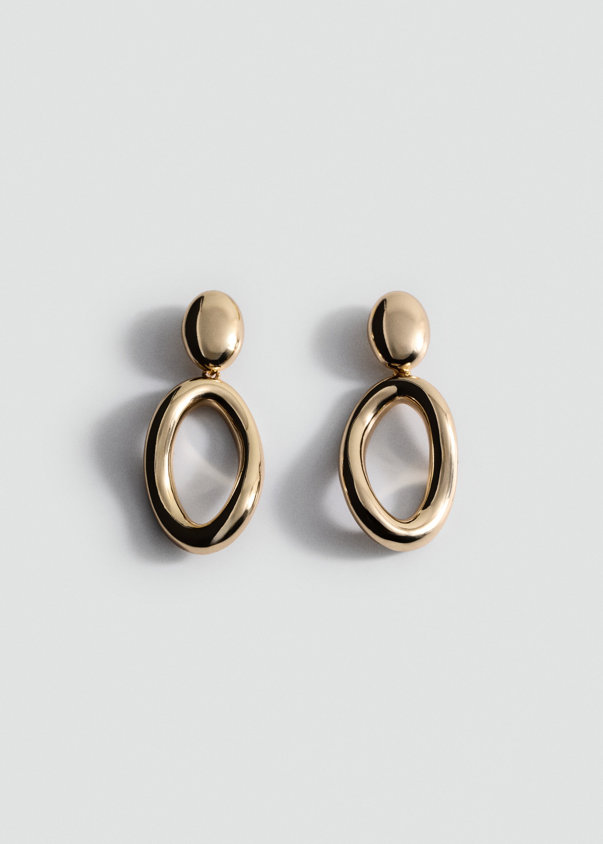 Twisted hoop earrings - Article without model, Gold. Ref: 17077794-00.