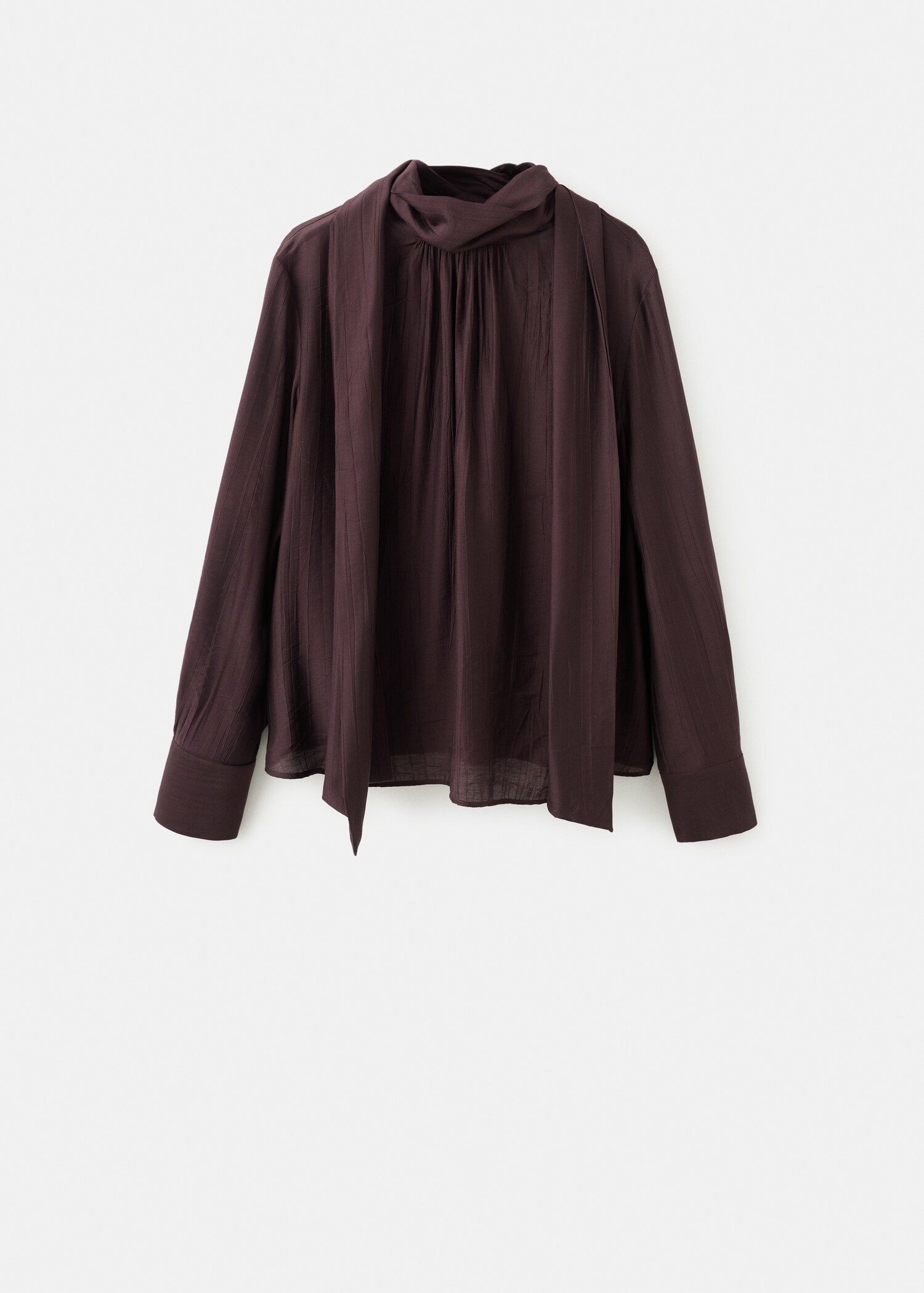 Textured blouse with foulard - Article without model