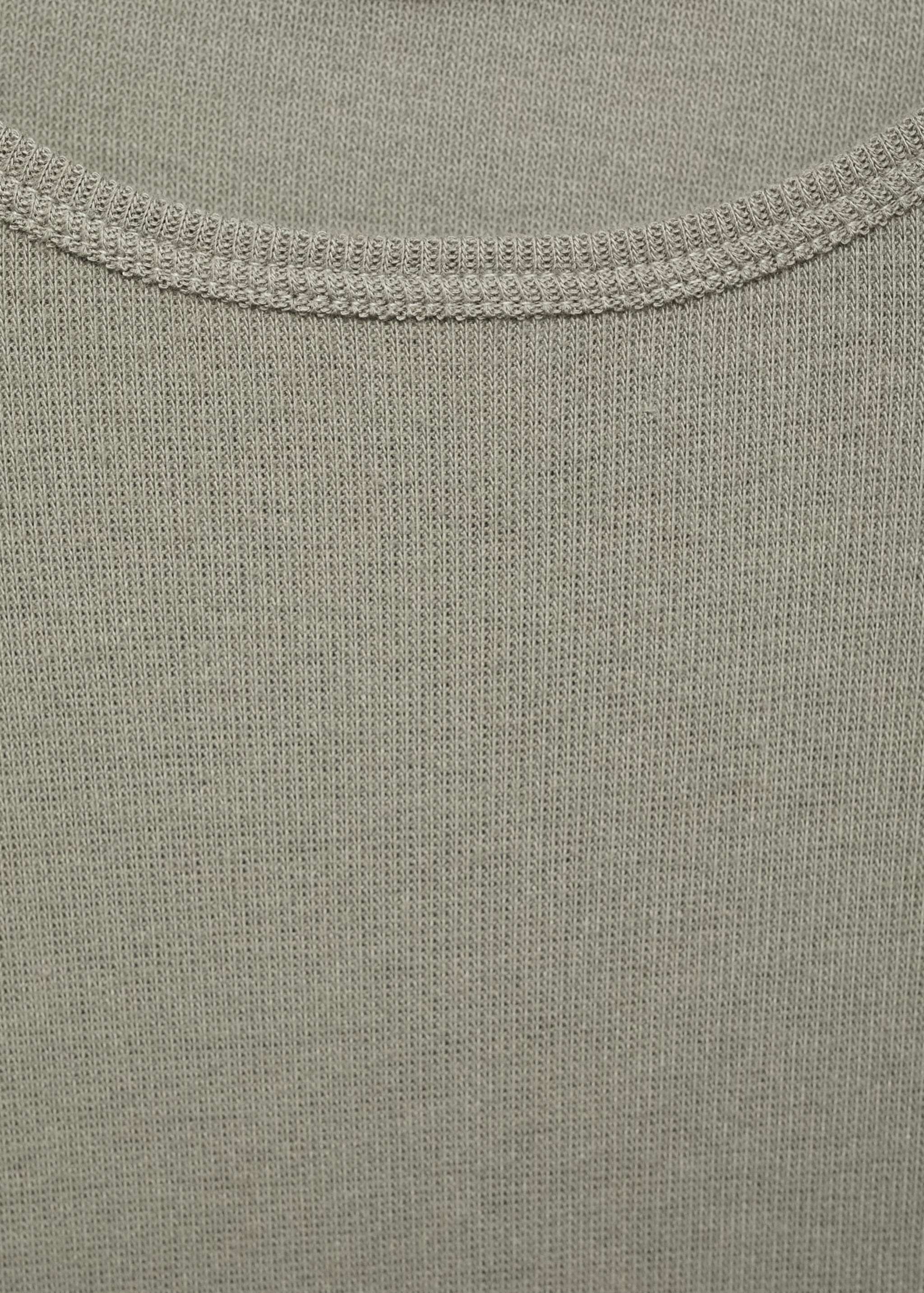Long sleeve T-shirt - Details of the article 8, Khaki. Ref: 17077807-00.