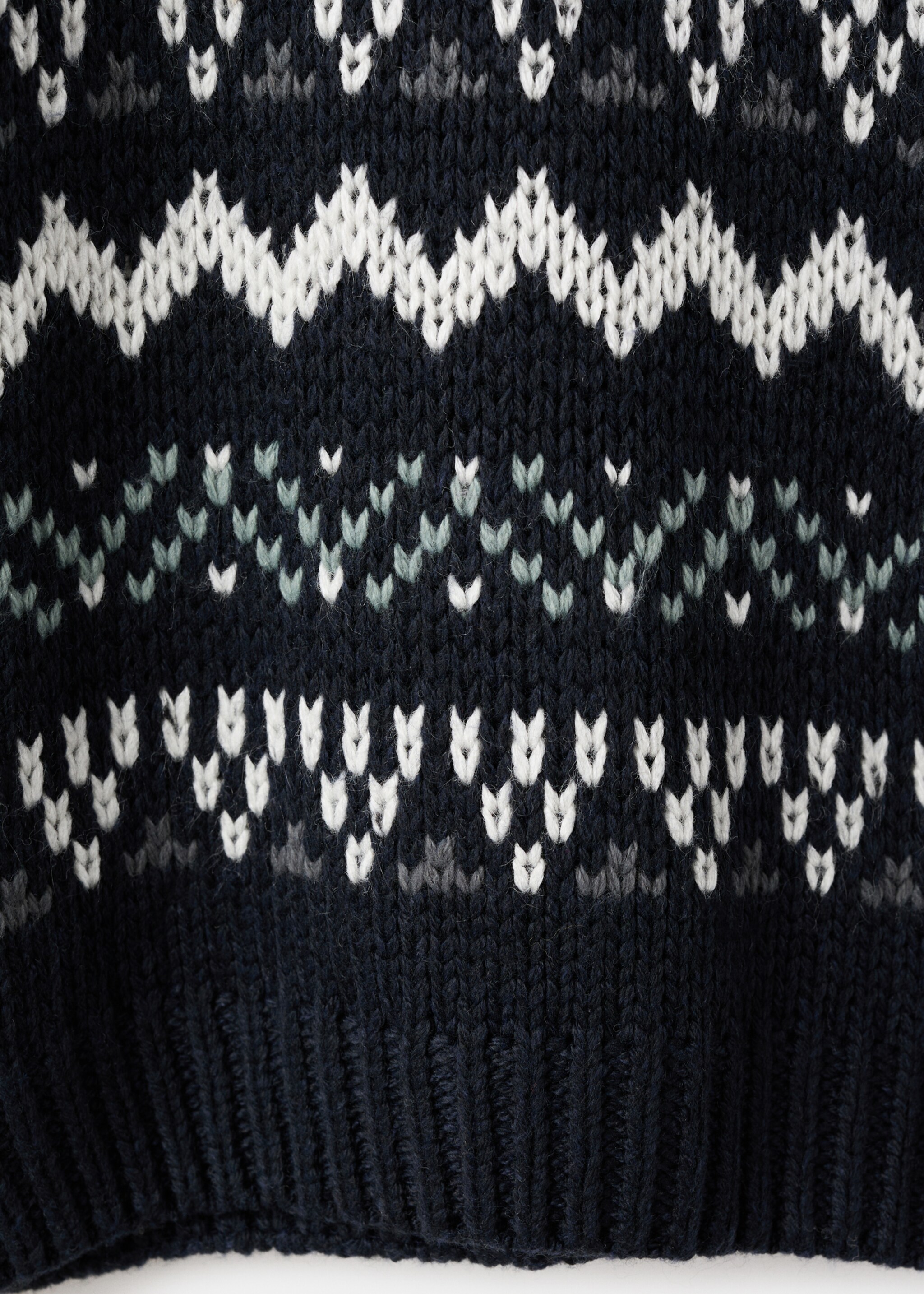 Sweater berg - Details of the article 0, Dark Navy. Ref: 17077809-00.
