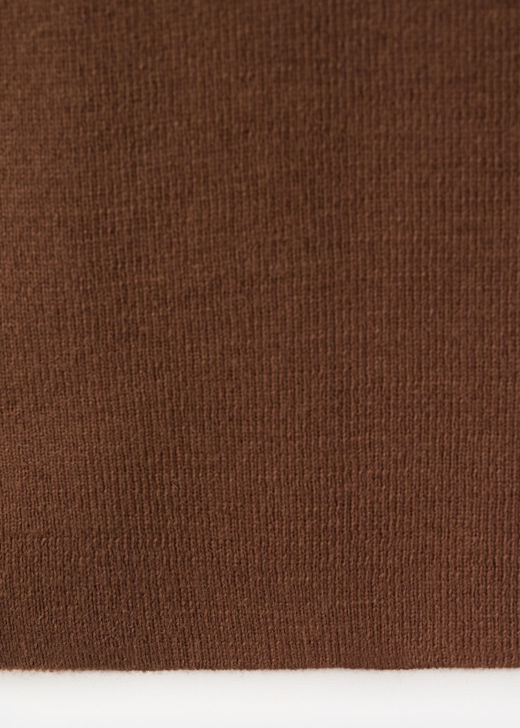 Knitted top with studs