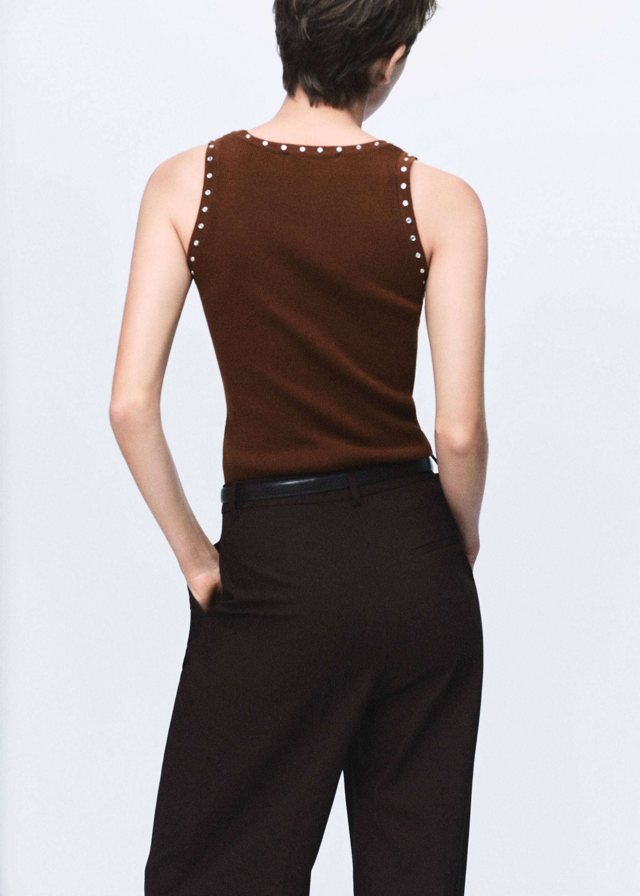 Knitted top with studs - Reverse of the article, Brown. Ref: 17077812-00.