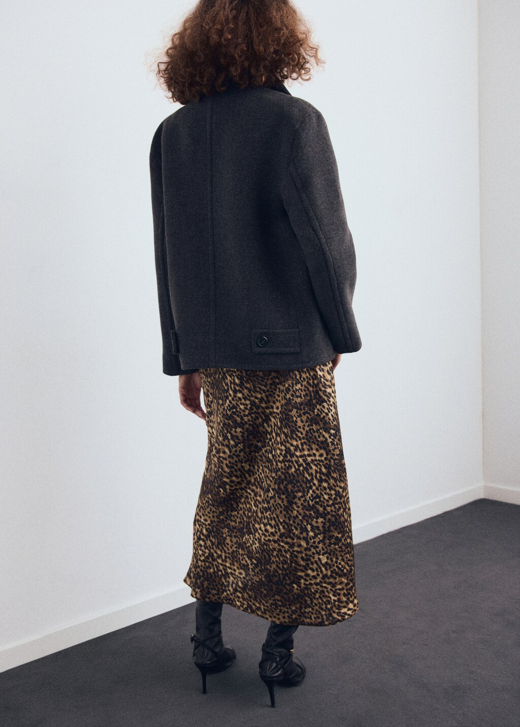 Leopard-print satin skirt