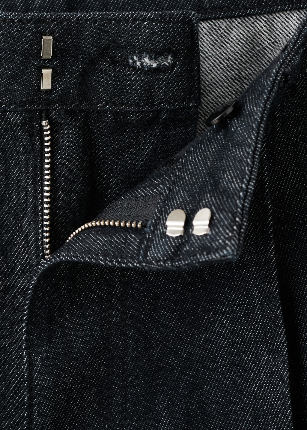 Wide-leg pleated denim trousers