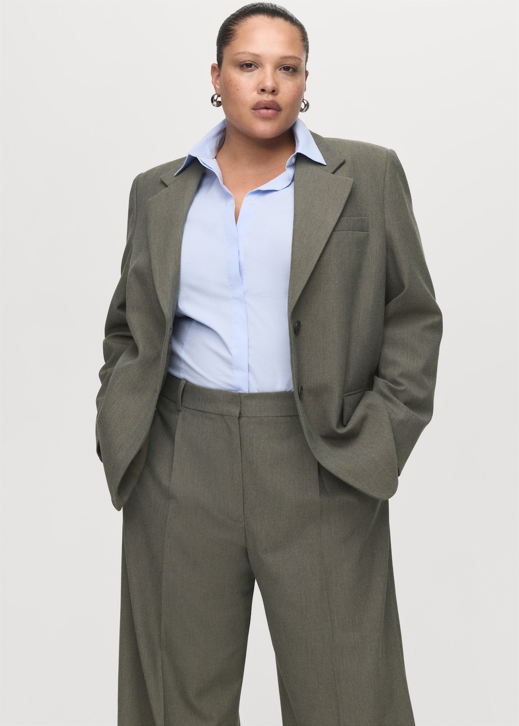 Pleated straight-leg suit pants