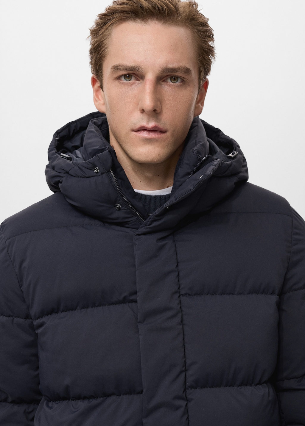 Water-repellent hood puffer coat