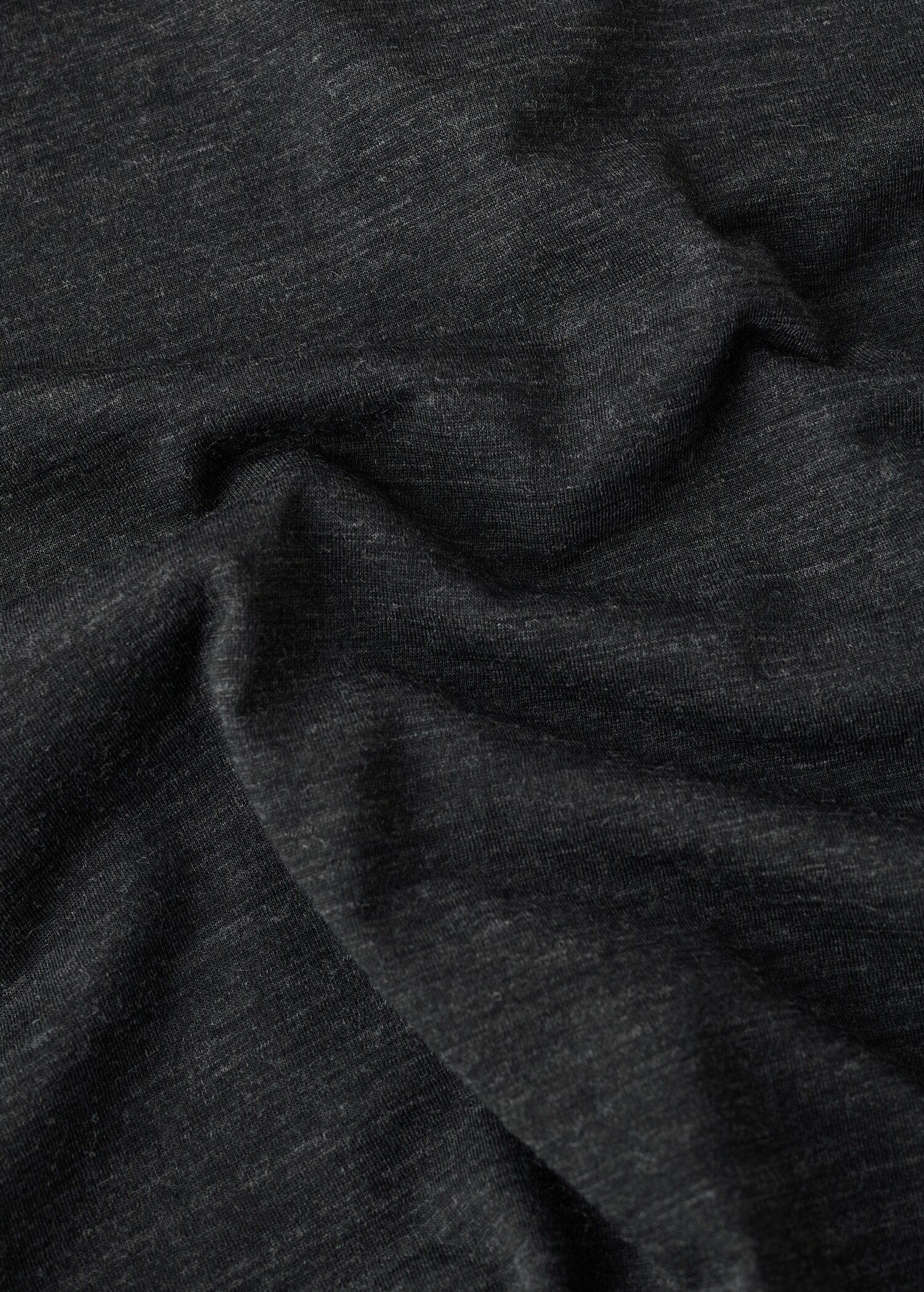 T-shirt com mistura de lã slim fit - Pormenor do artigo 0