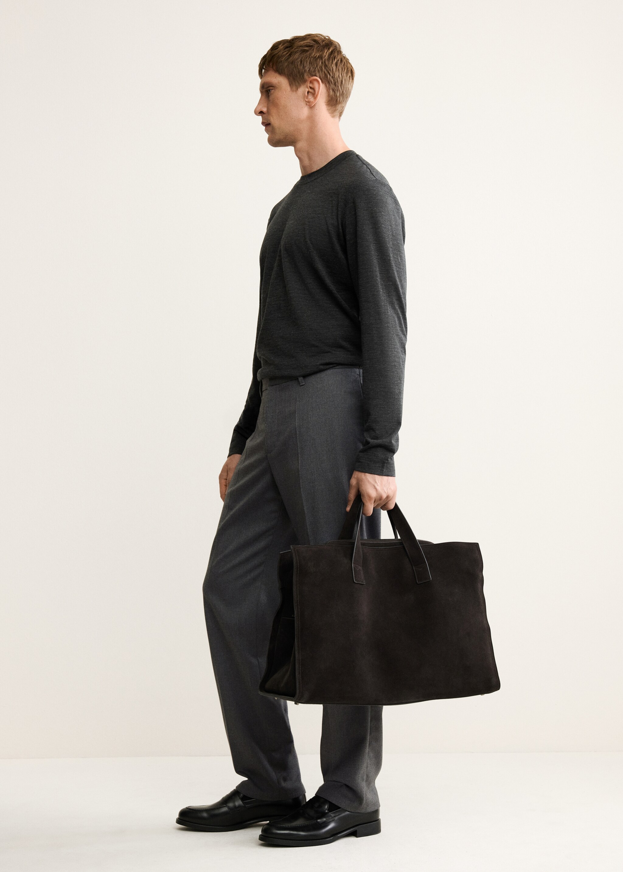 T-shirt com mistura de lã slim fit - Pormenor do artigo 2, Cinzento-mesclado escuro. Ref: 17077897-00.
