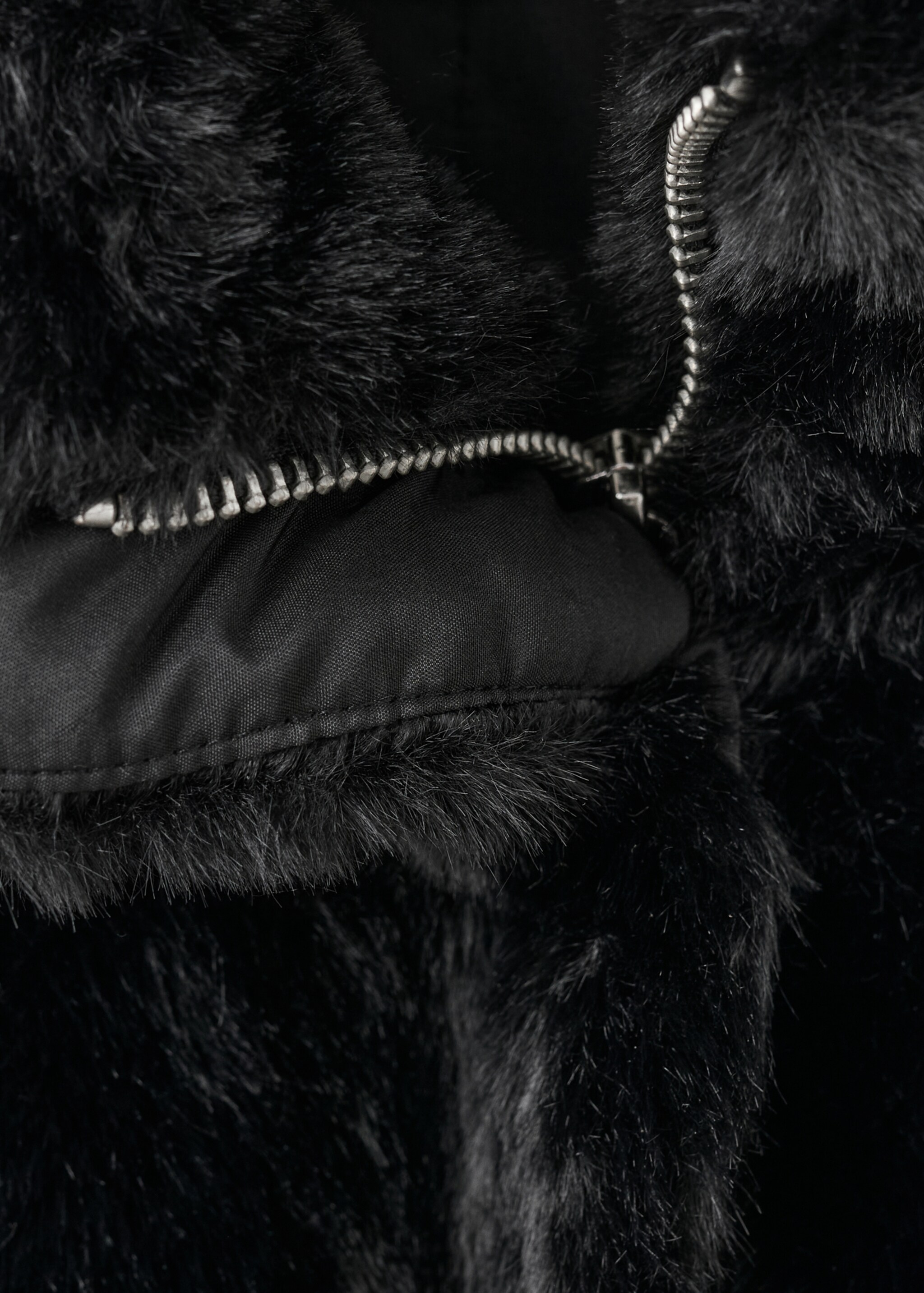 Chaqueta efecto pelo - Detalle del artículo 8, Negro. Ref: 17077903-00.