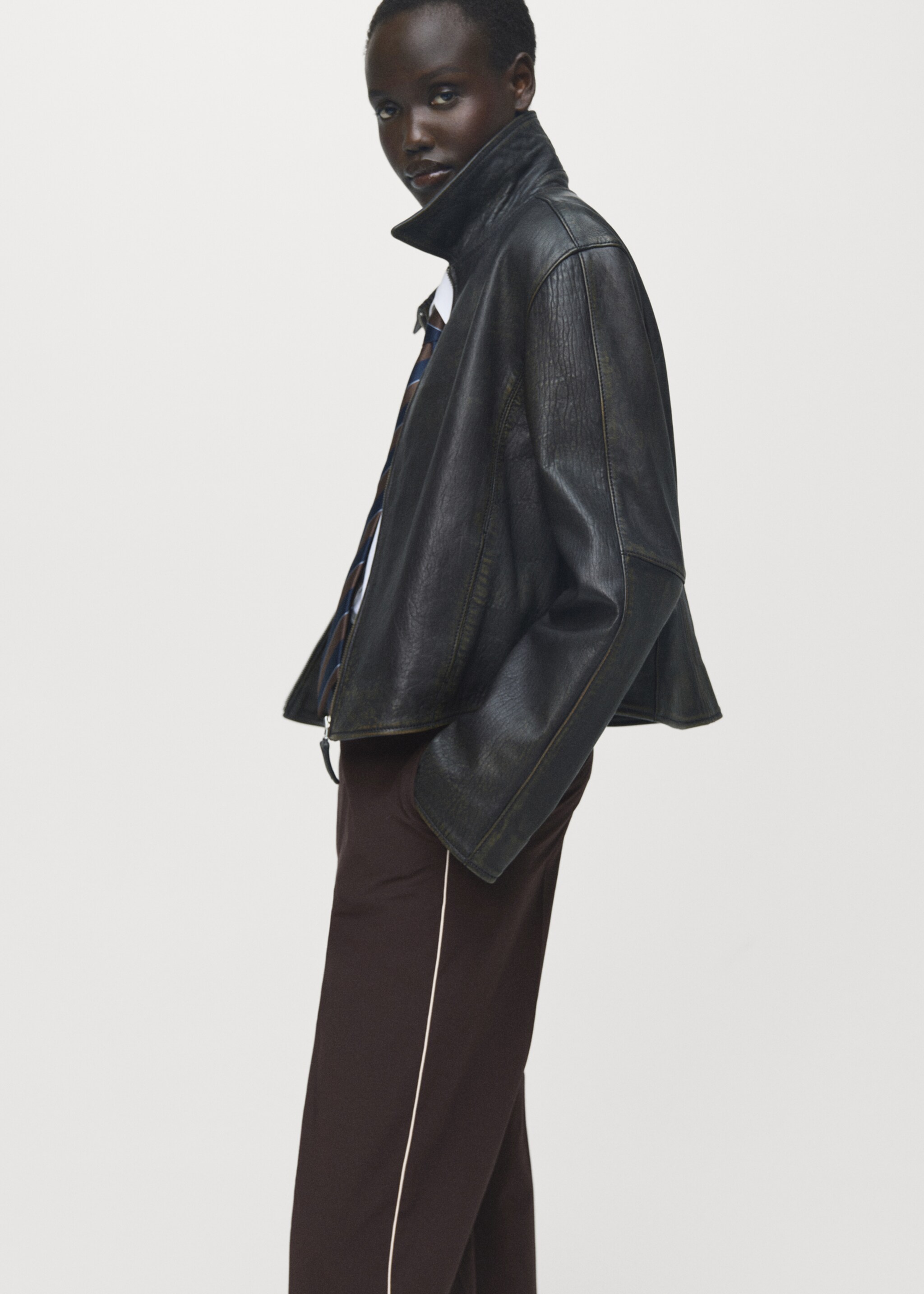 سروال بجوانب مخططة - تفاصيل المنتج 1, شوكولاتة. Ref: 17077904-00.