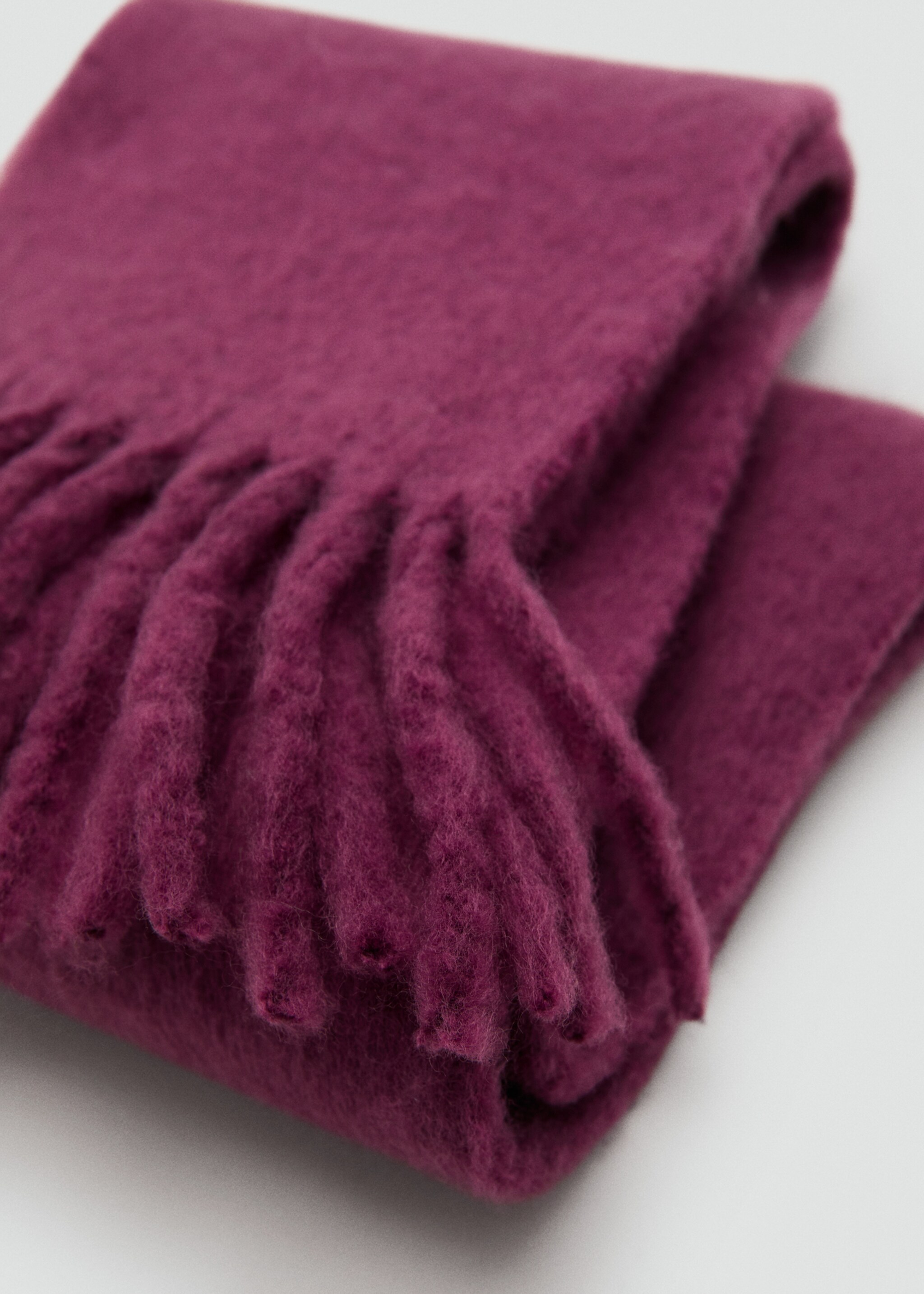 Fringed edge scarf - Medium plane, Strawberry. Ref: 17077905-00.