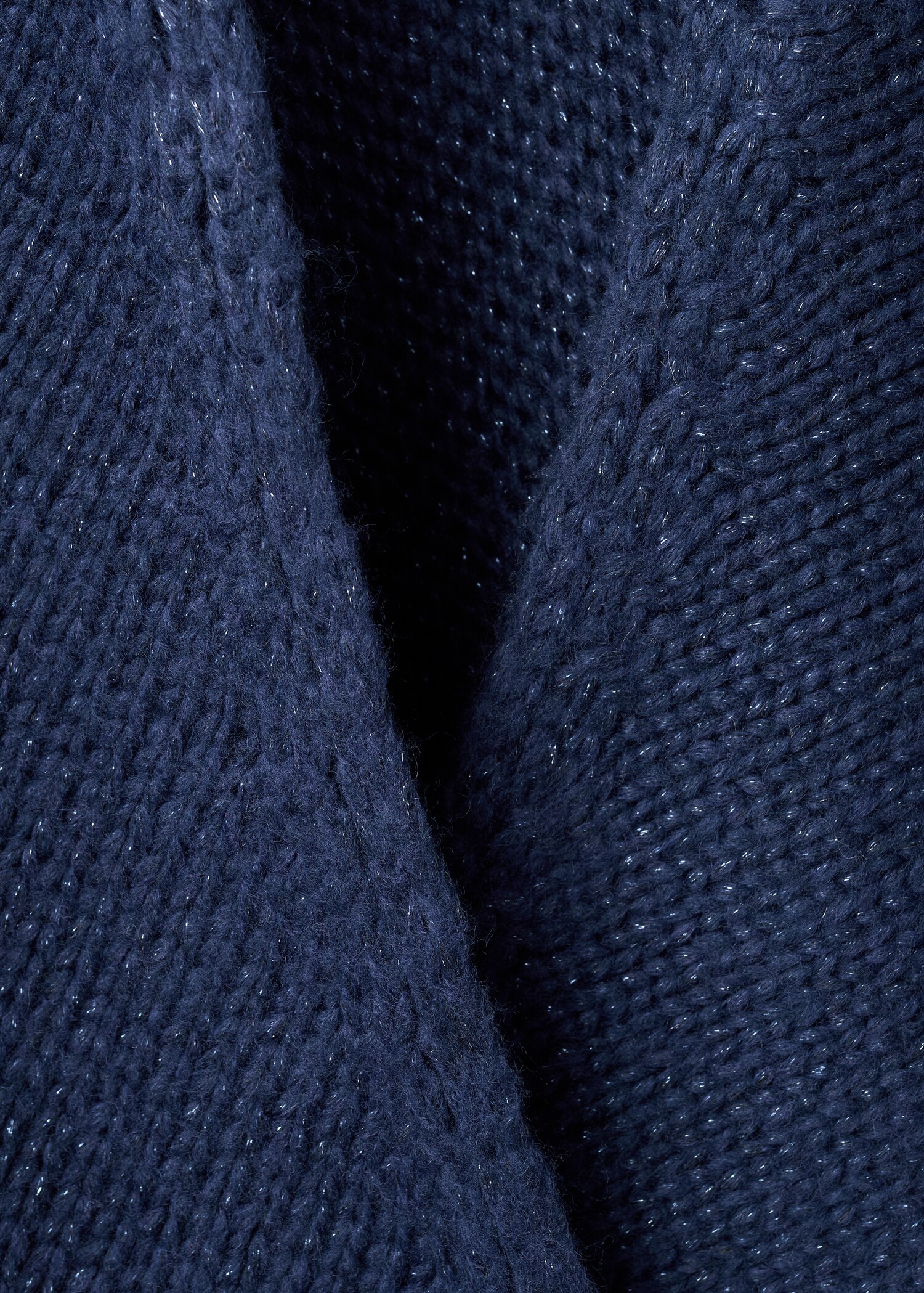 Knitted poncho with tassels - Details of the article 0