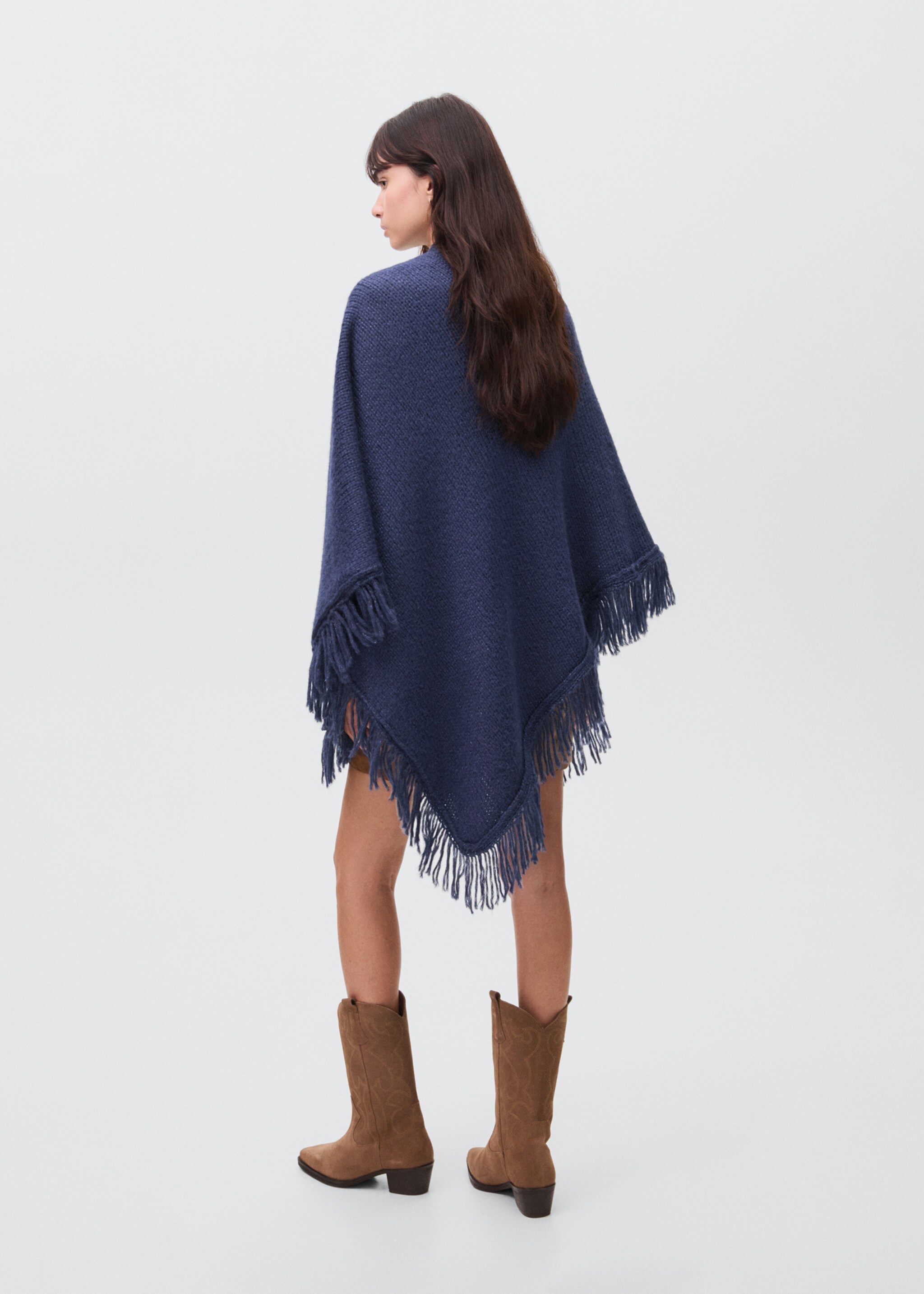Poncho en maille à franges - Verso de l’article, Bleu marine. Ref: 17078277-00.