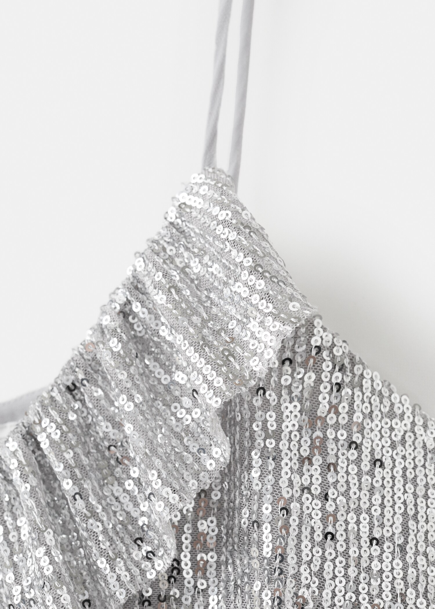 Sequined top - Details of the article 8