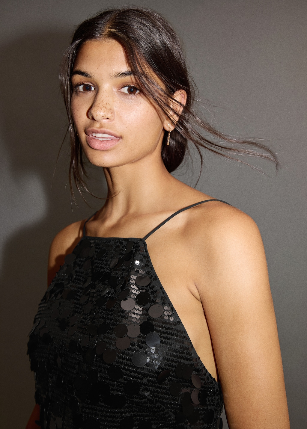 Short dress with sequins