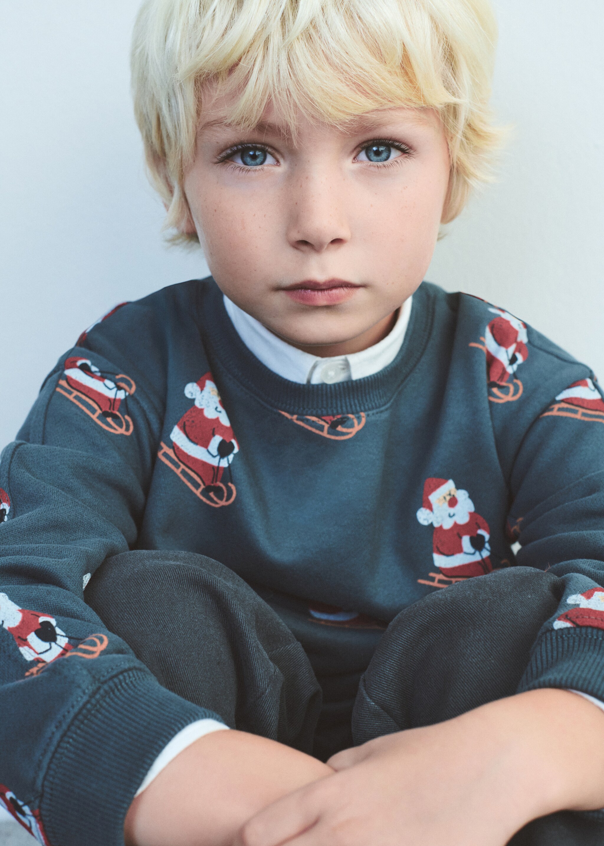 Christmas-print sweatshirt - Details of the article 5, Forest Green. Ref: 17079099-00.