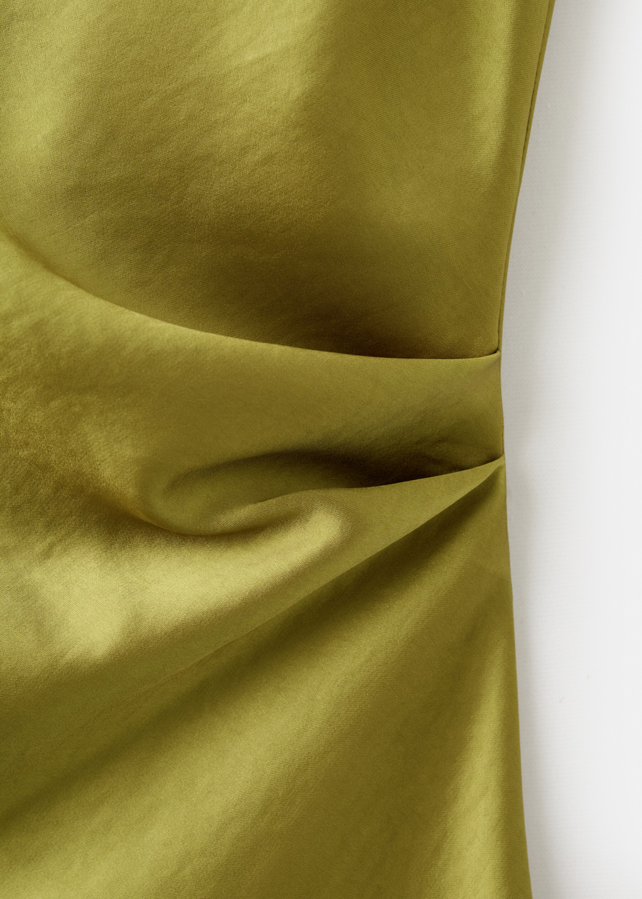 Blouse satin col bénitier - Détail de l'article 0, Jaune. Ref: 17079104-00.