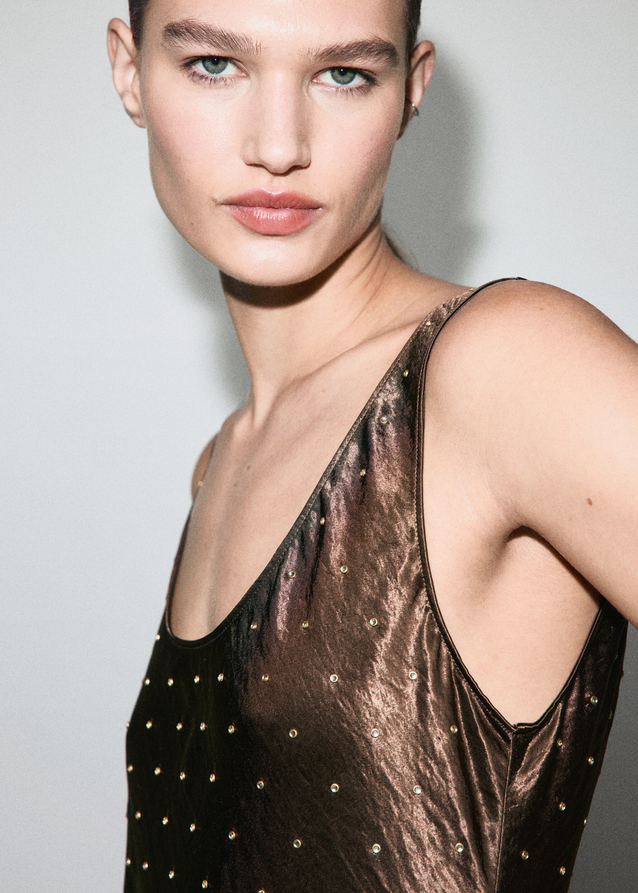 Satin crinkle-effect dress with crystals - Details of the article 1, Brown. Ref: 17079106-00.