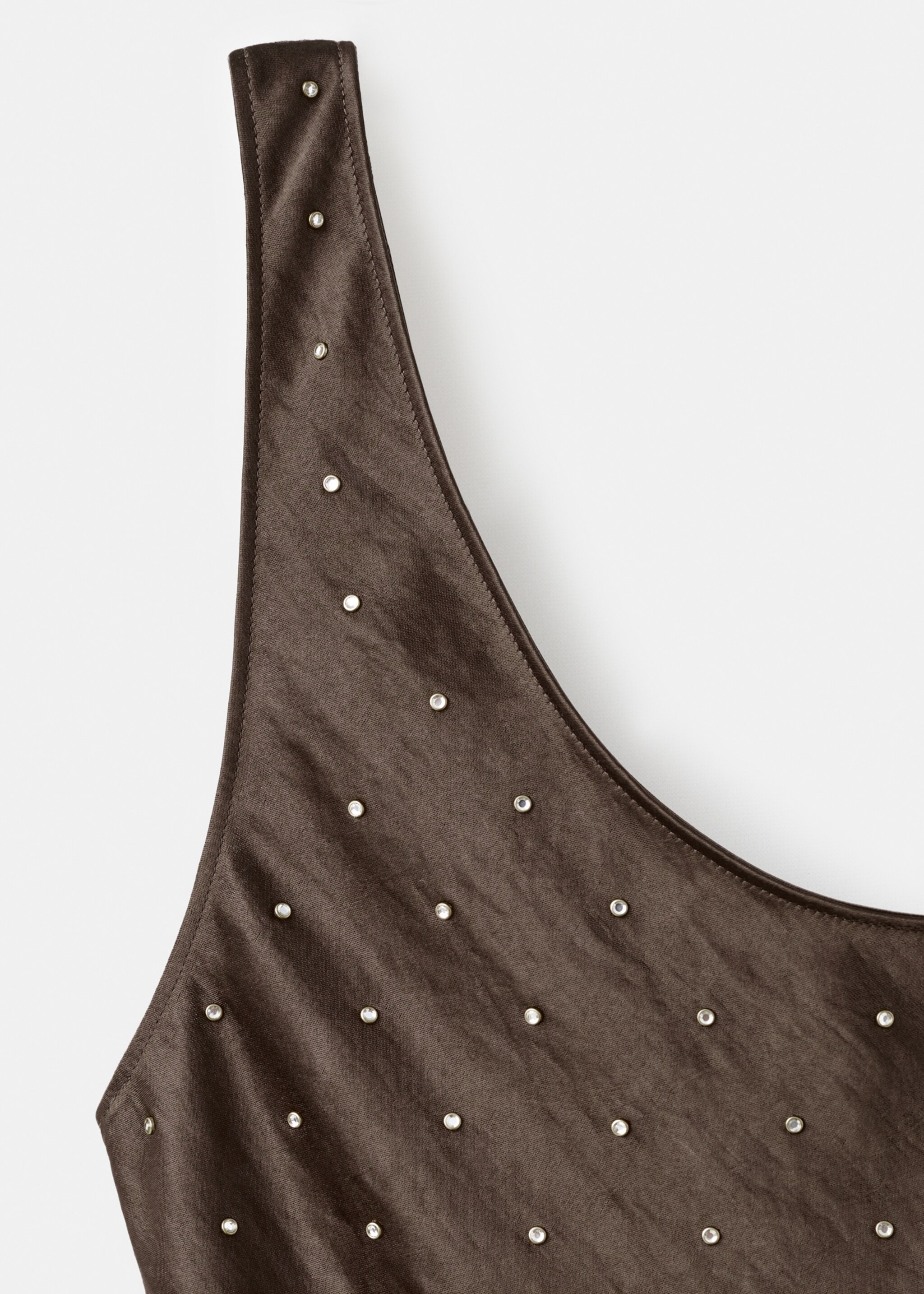 Satin crinkle-effect dress with crystals - Details of the article 8, Brown. Ref: 17079106-00.