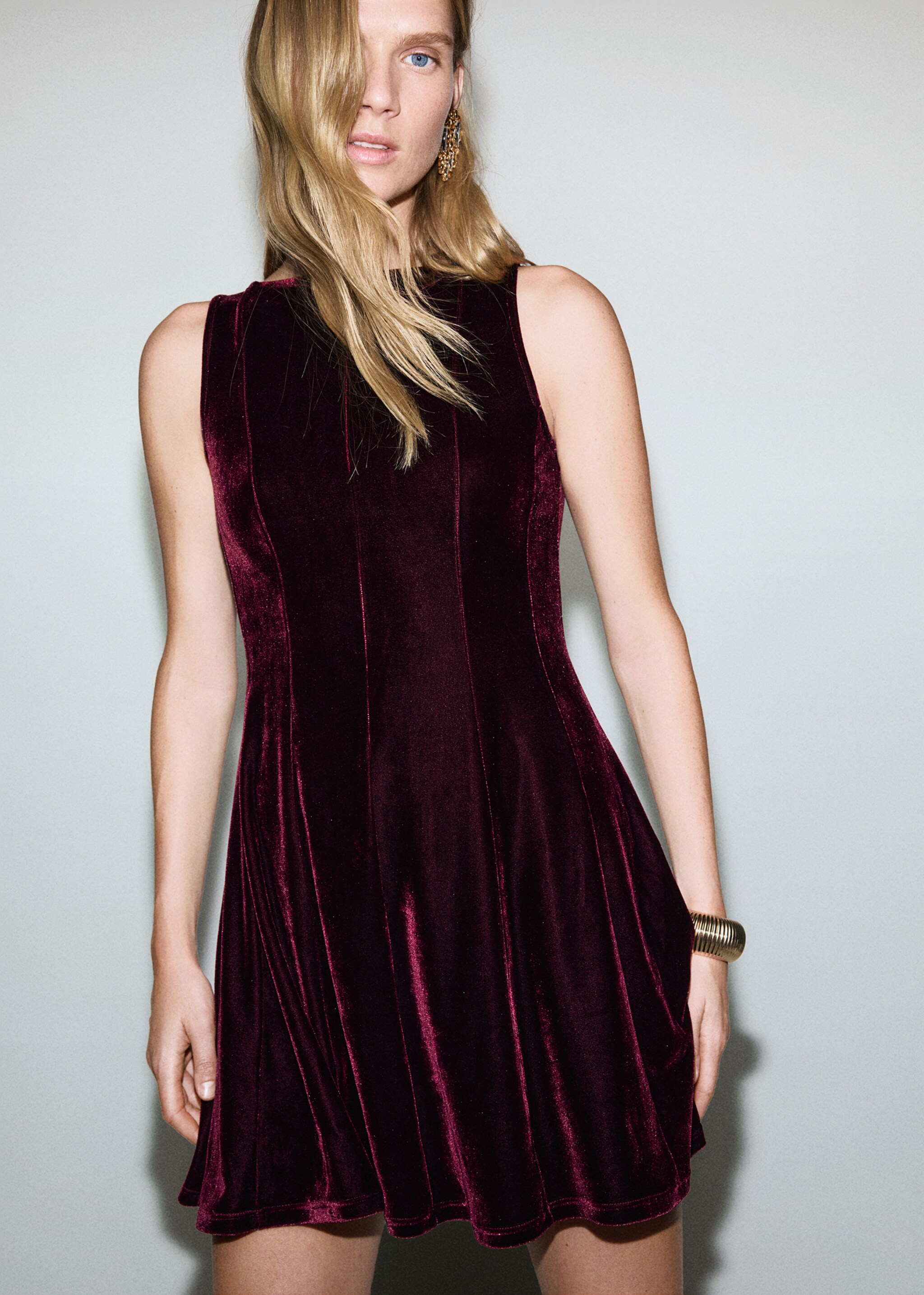 Velvet dress with seams - Medium plane, Burgundy. Ref: 17079107-00.