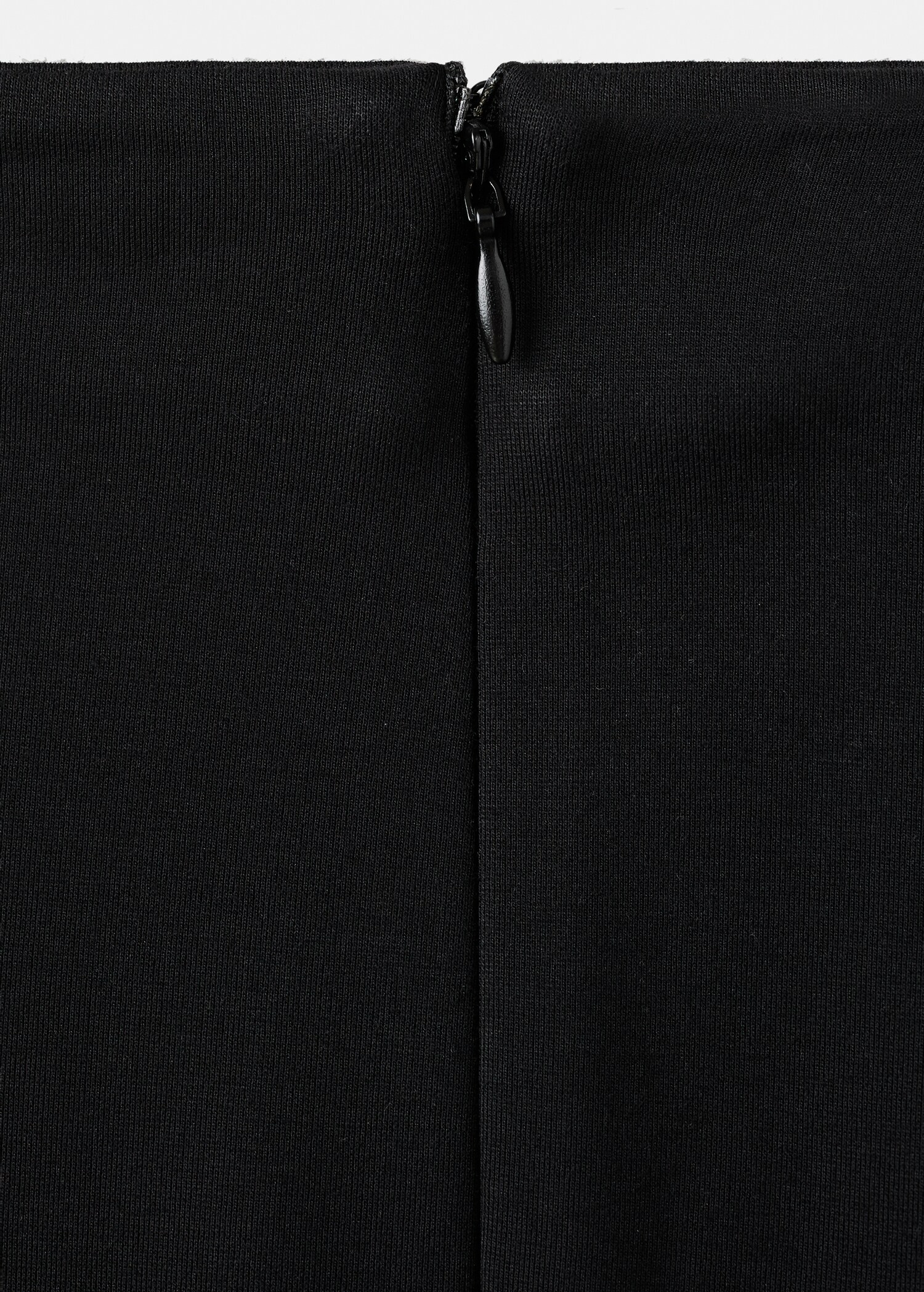 Caprihose mit Federn - Detail des Artikels 0