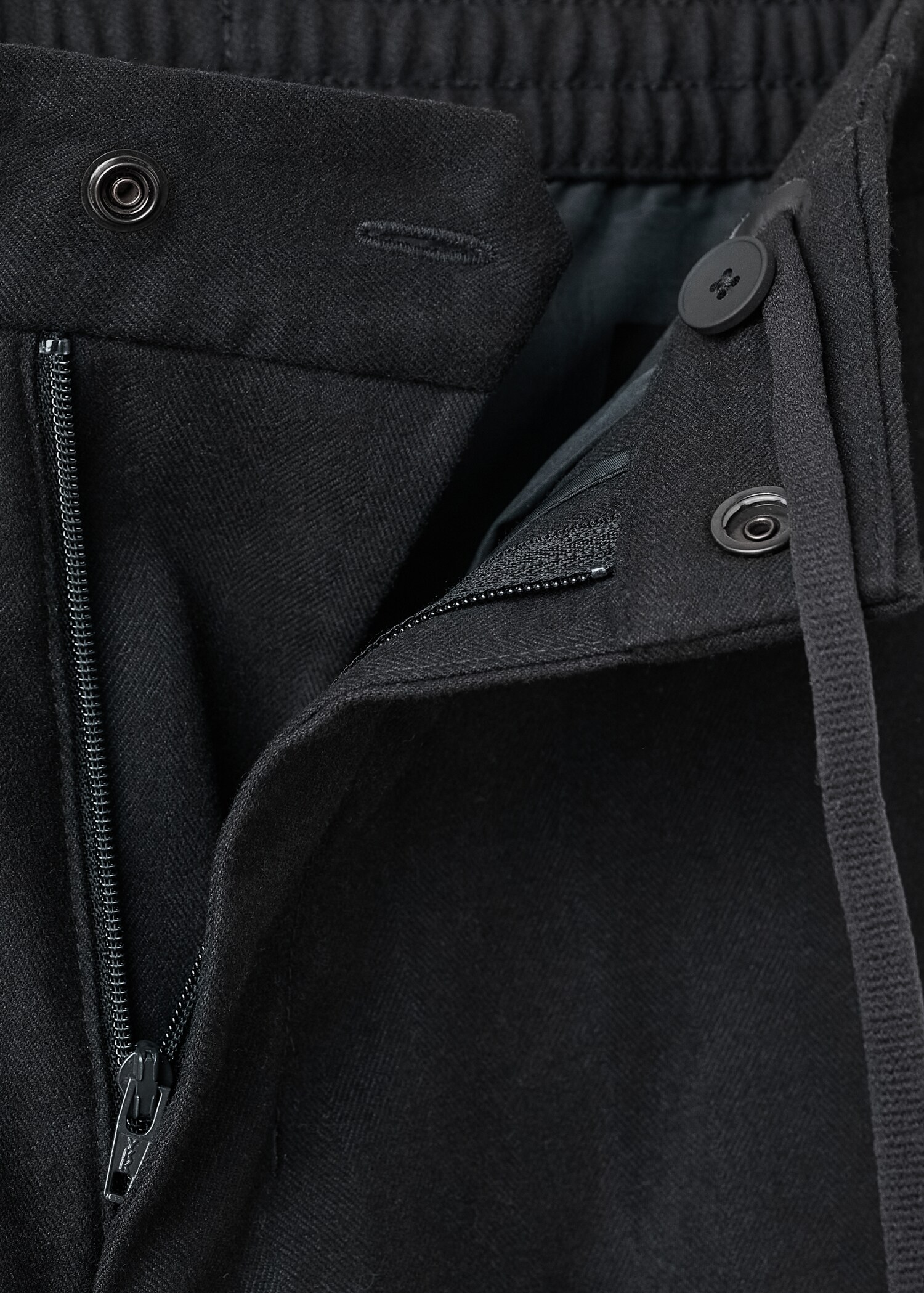 Slim-fit Thermolite® trousers - Details of the article 0