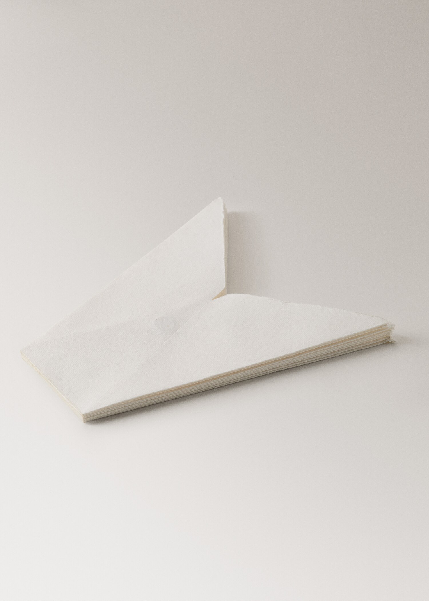 Decorative eight-pointed paper star - Details of the article 3