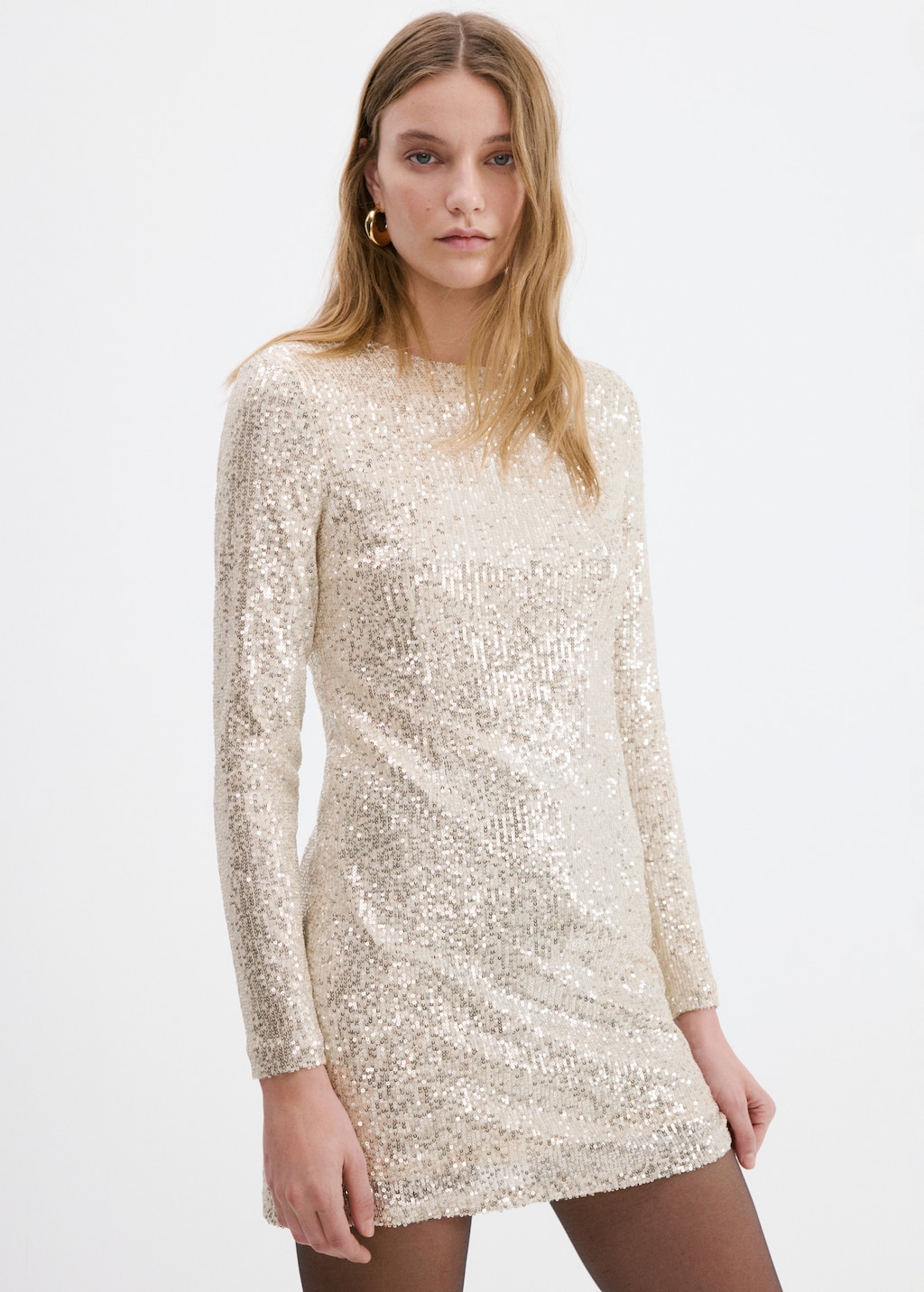 Short dress with sequins