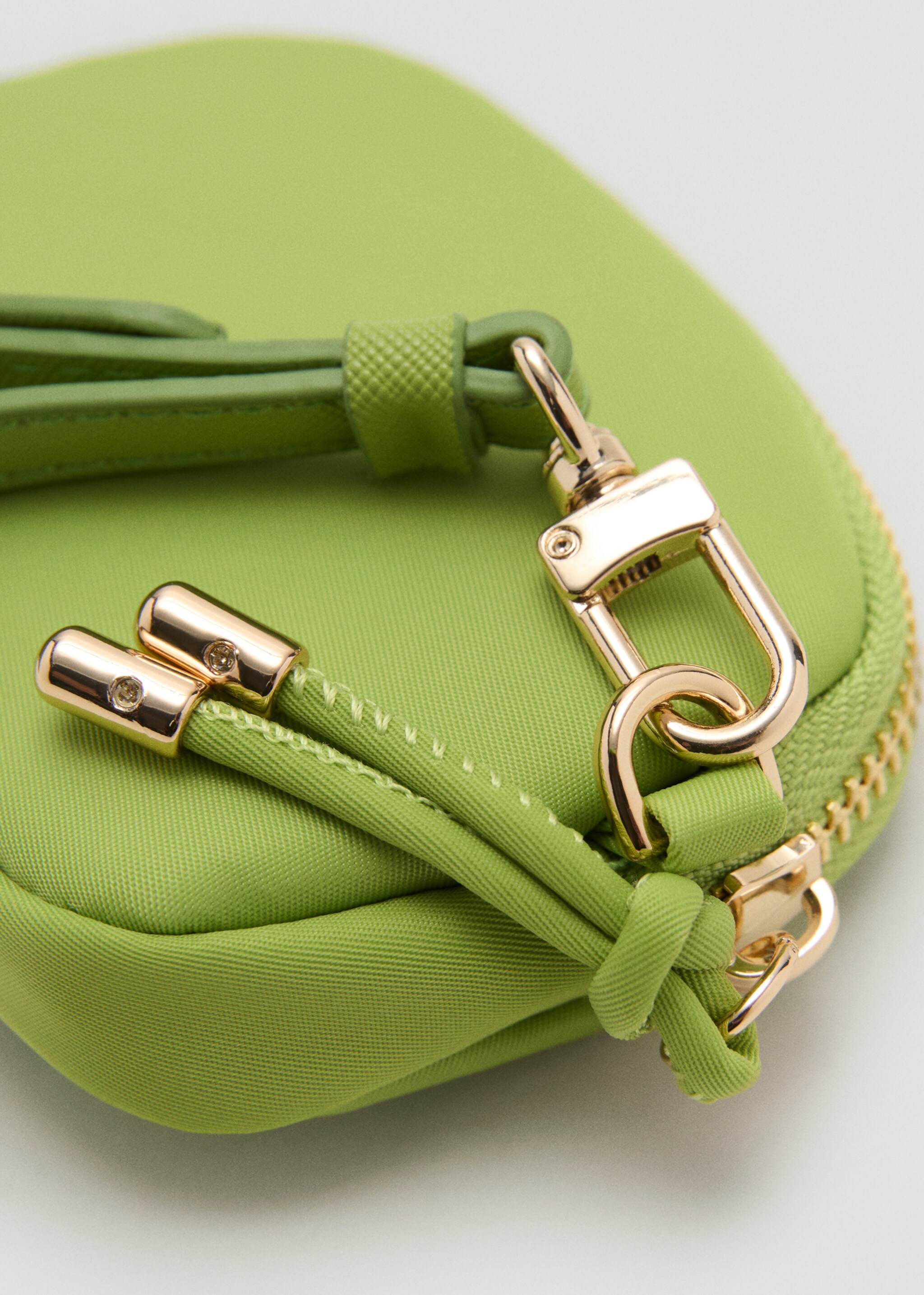 Nylon purse with zip - Details of the article 2
