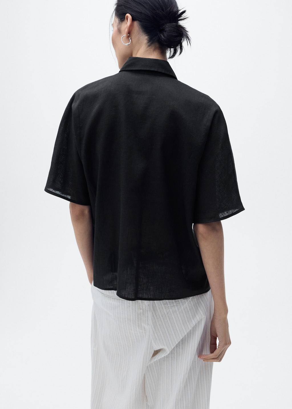 Short sleeve linen-blend shirt