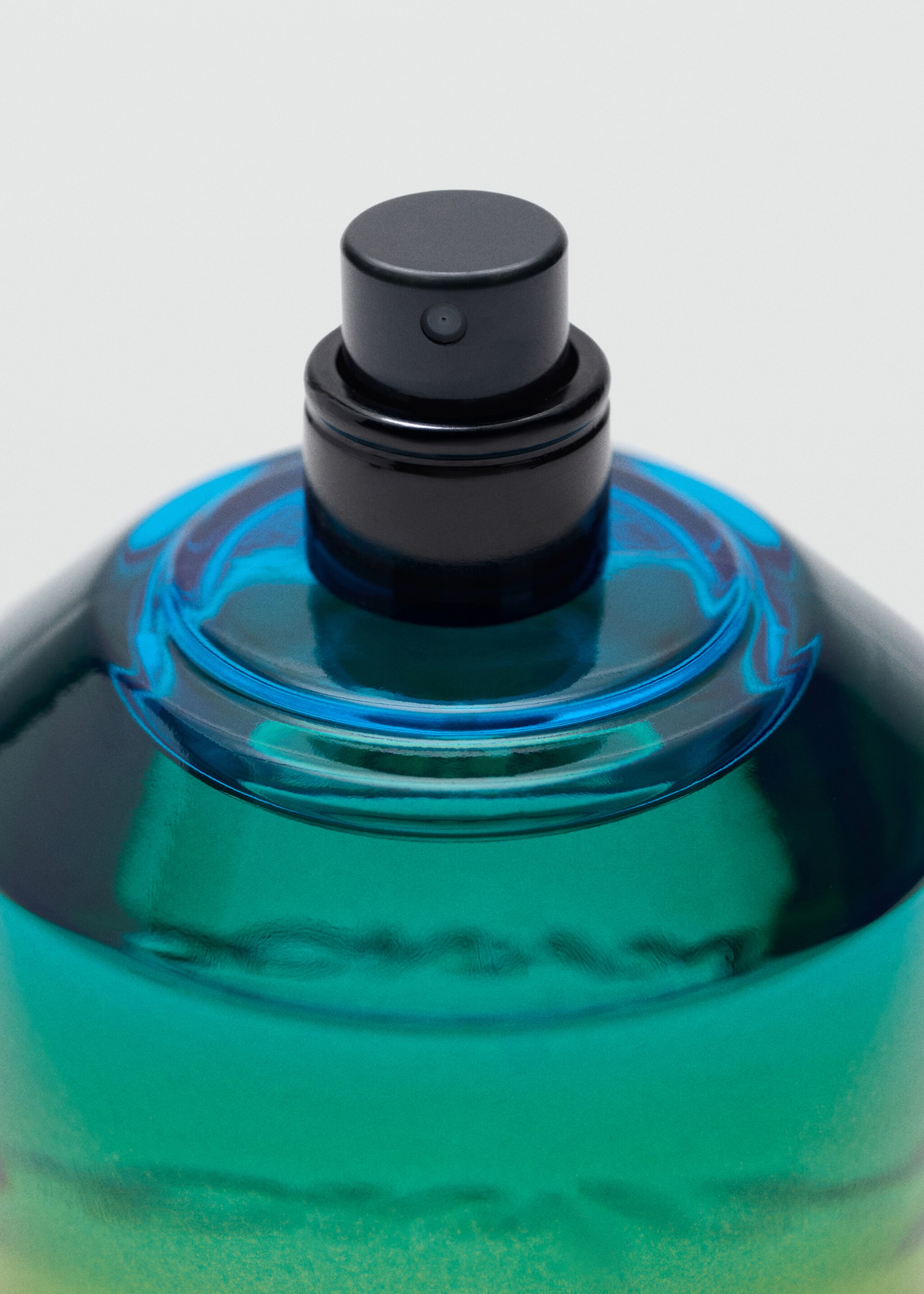 Vůně Salty Skin 100 ml - Náhled ve středové rovině
