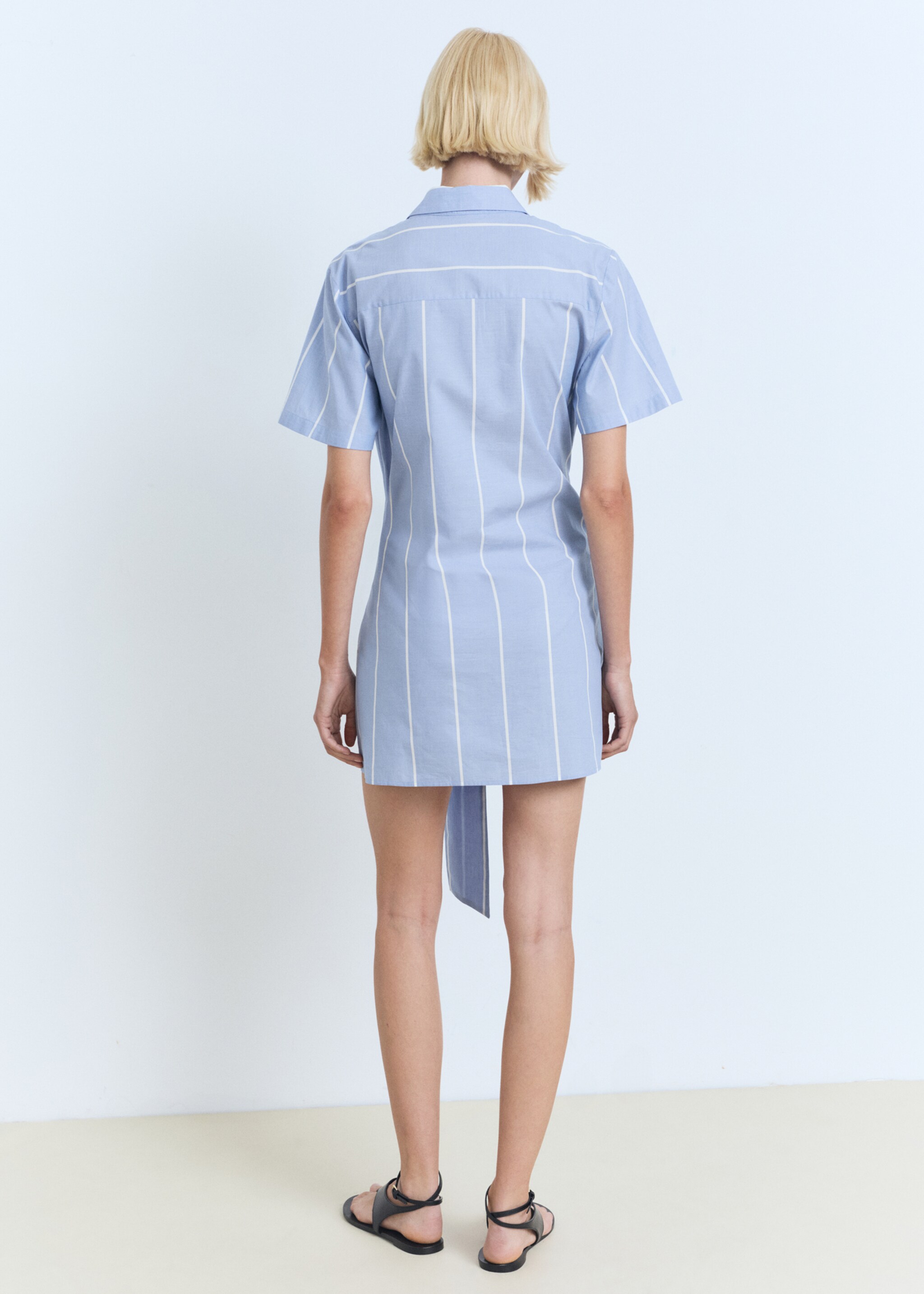Striped shirt dress with knot - Reverse of the article