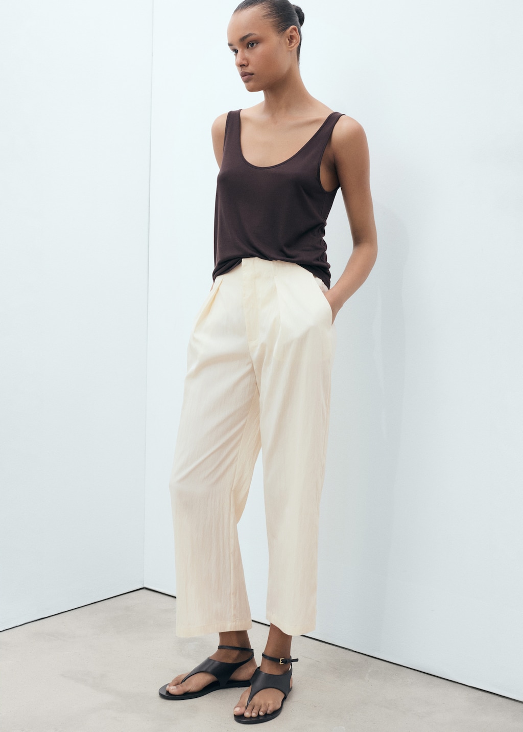Textured crop trousers