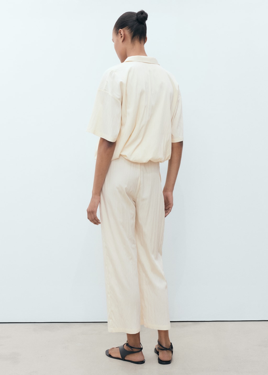 Textured crop trousers