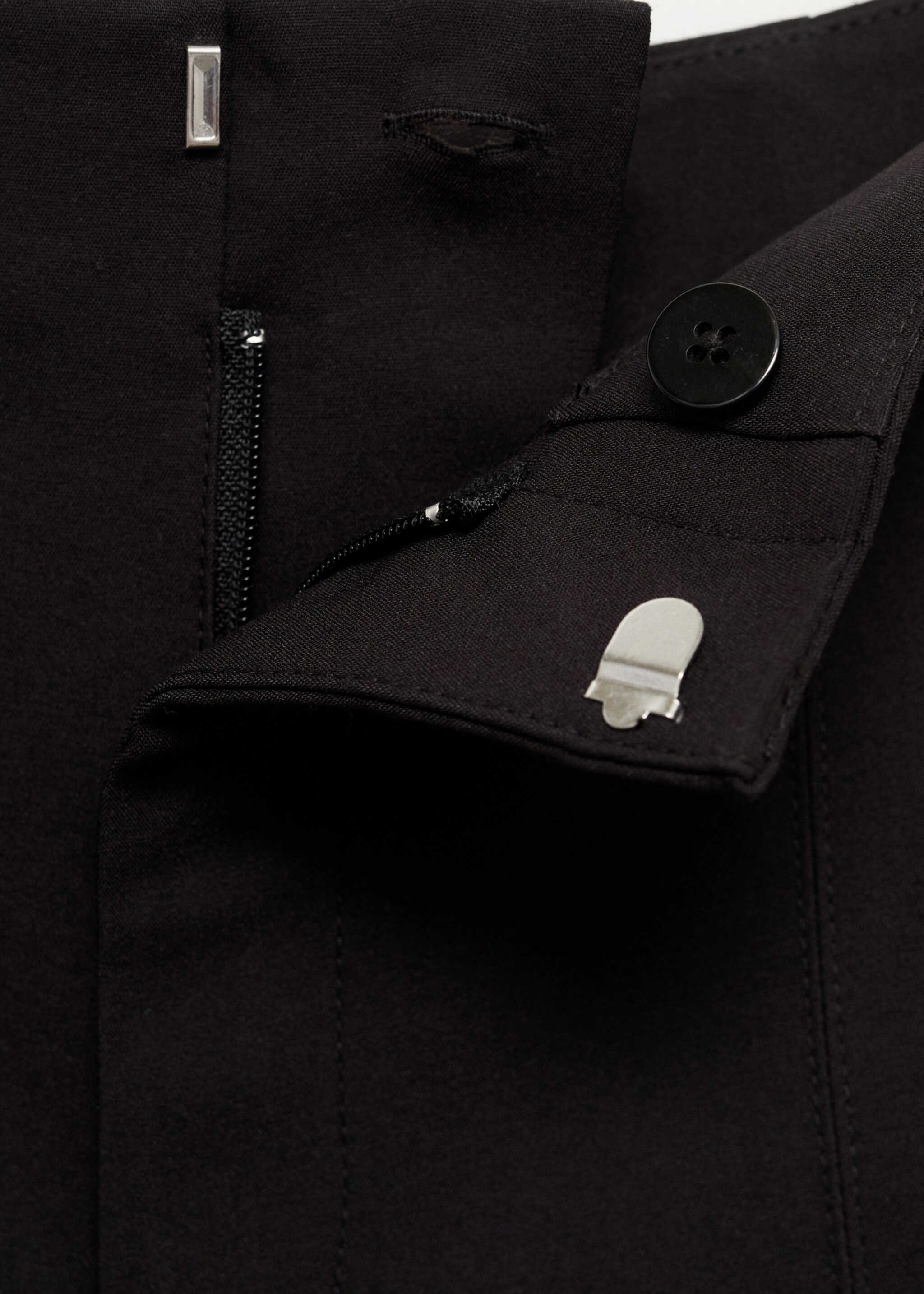 High-waist straight shorts - Details of the article 8