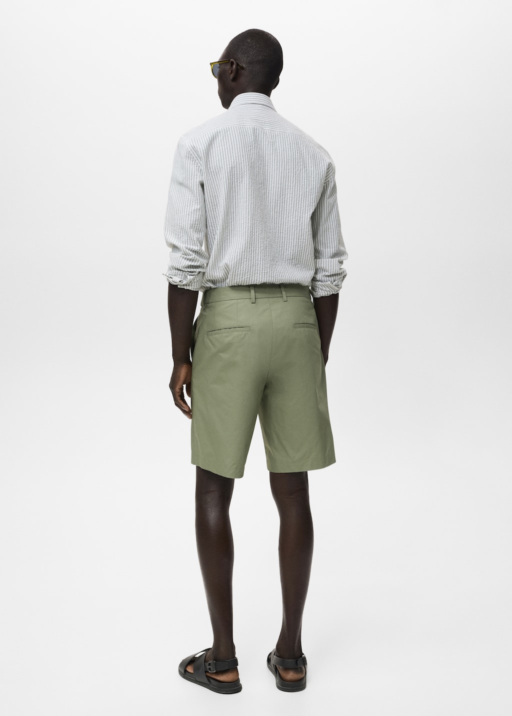 Cotton bermuda shorts with an interior elastic strip