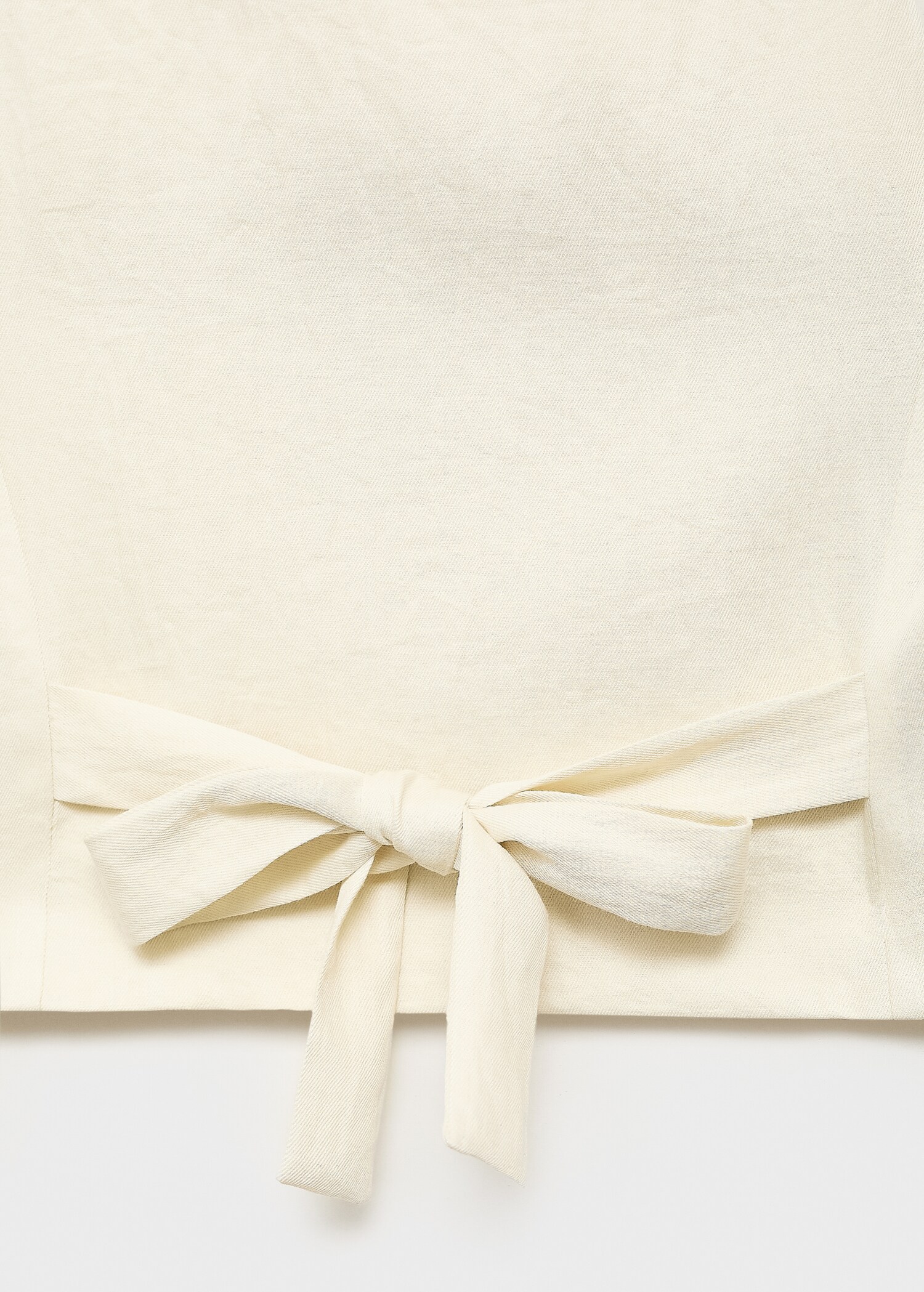 Vest with bow on the back - Details of the article 0