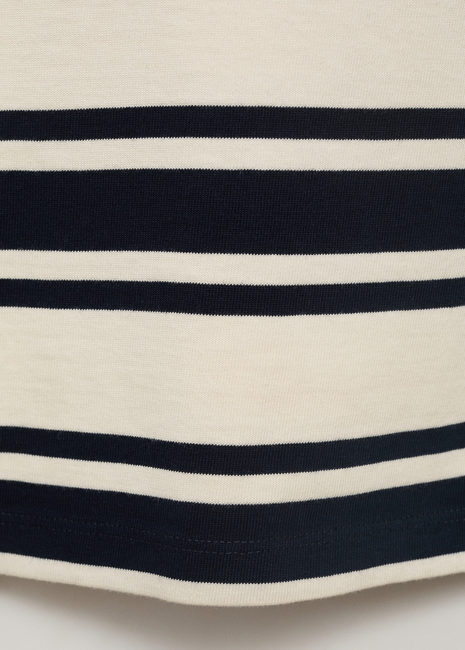 Contrasting collar cotton t-shirt - Details of the article 0