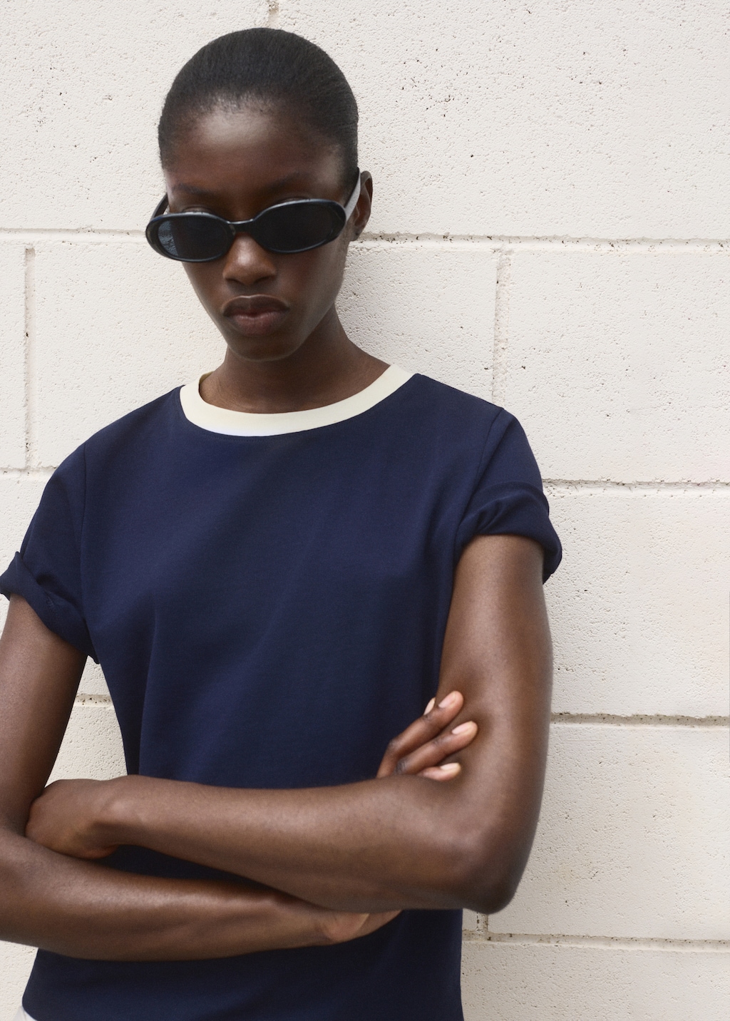Contrasting collar cotton t-shirt