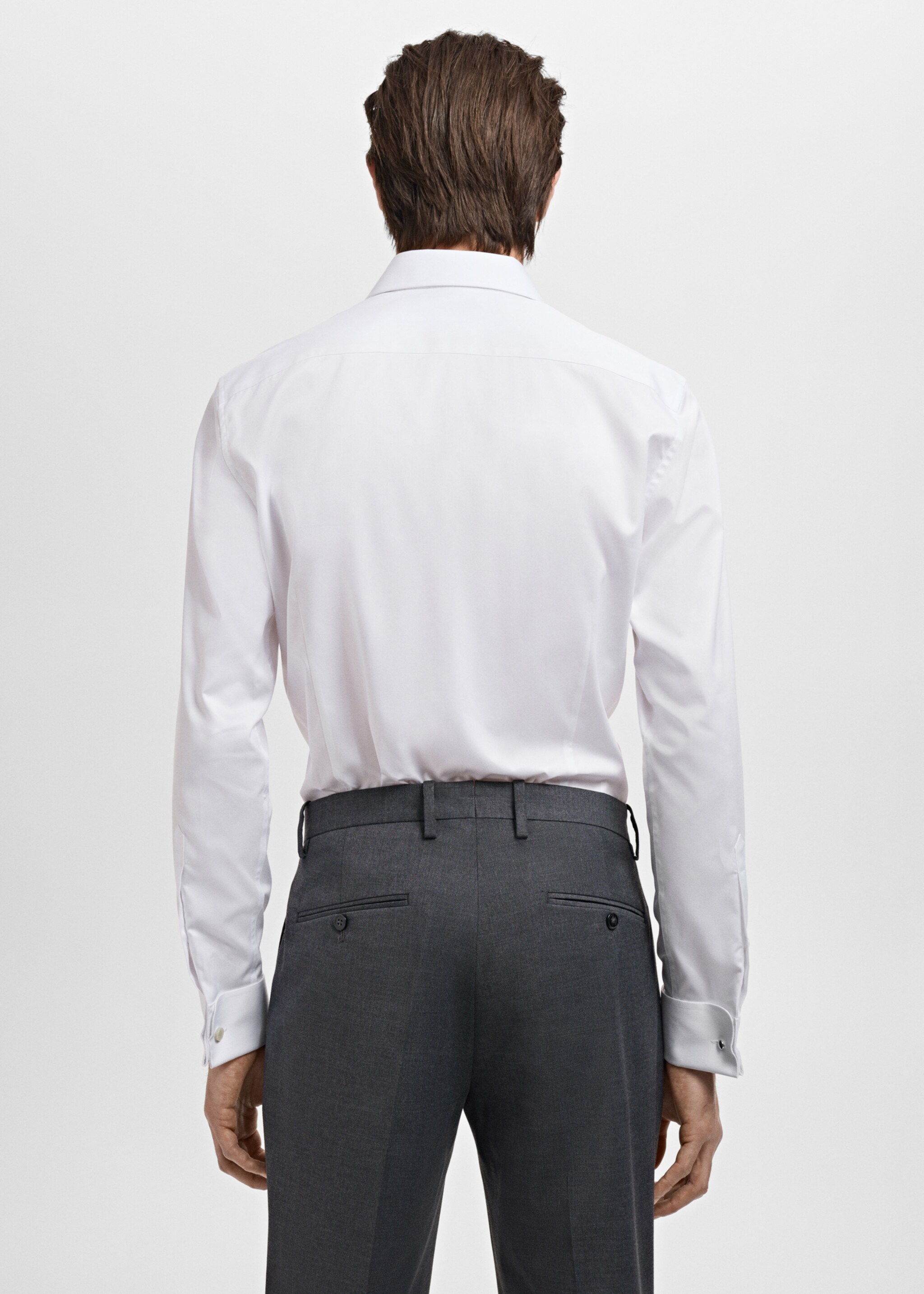 Slim-fit twill fabric suit with shirt cufflinks - Reverse of the article