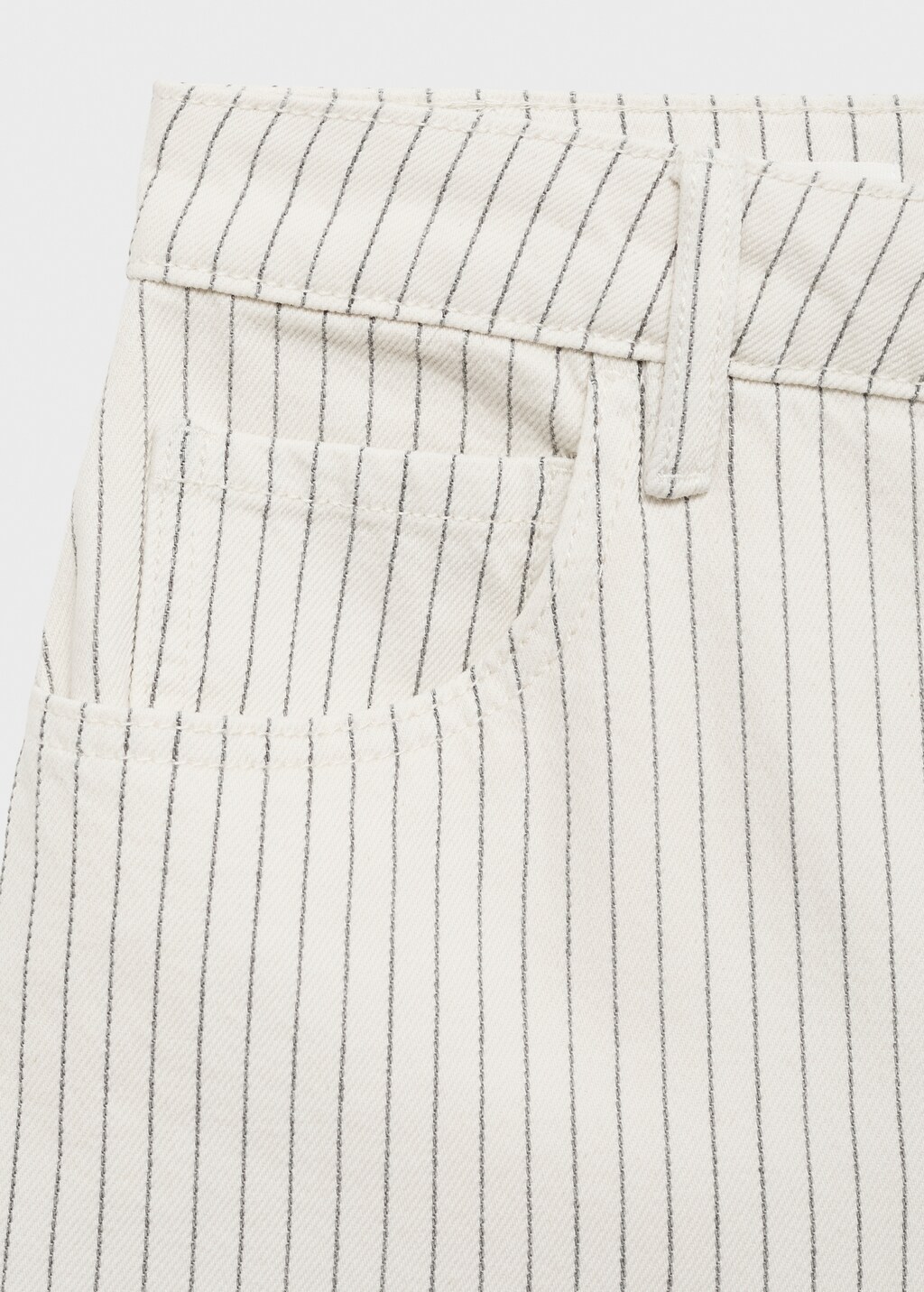 Mango High-waist straight-fit denim shorts thumbnail