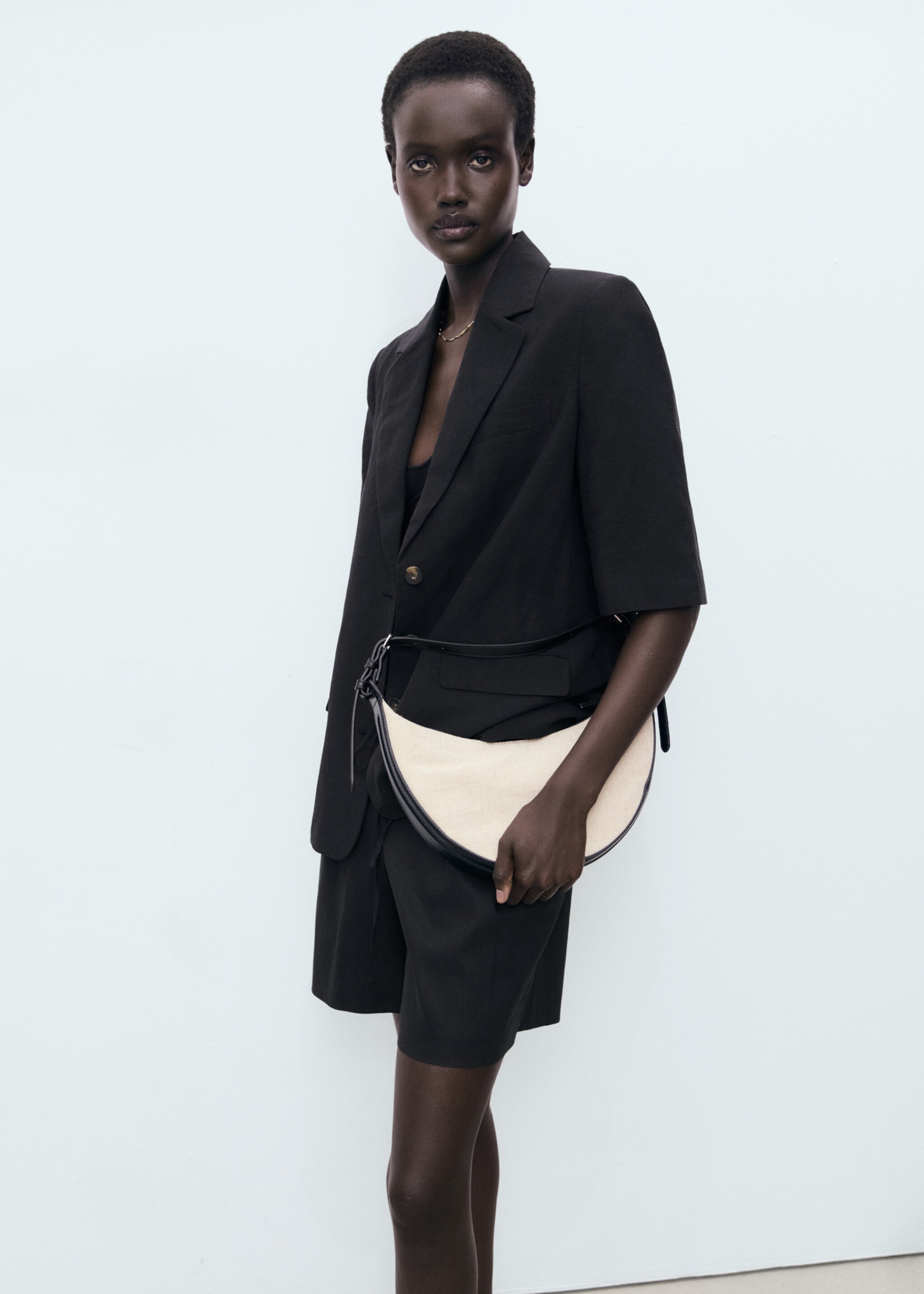 Linen shorts with bow and belt - Medium plane