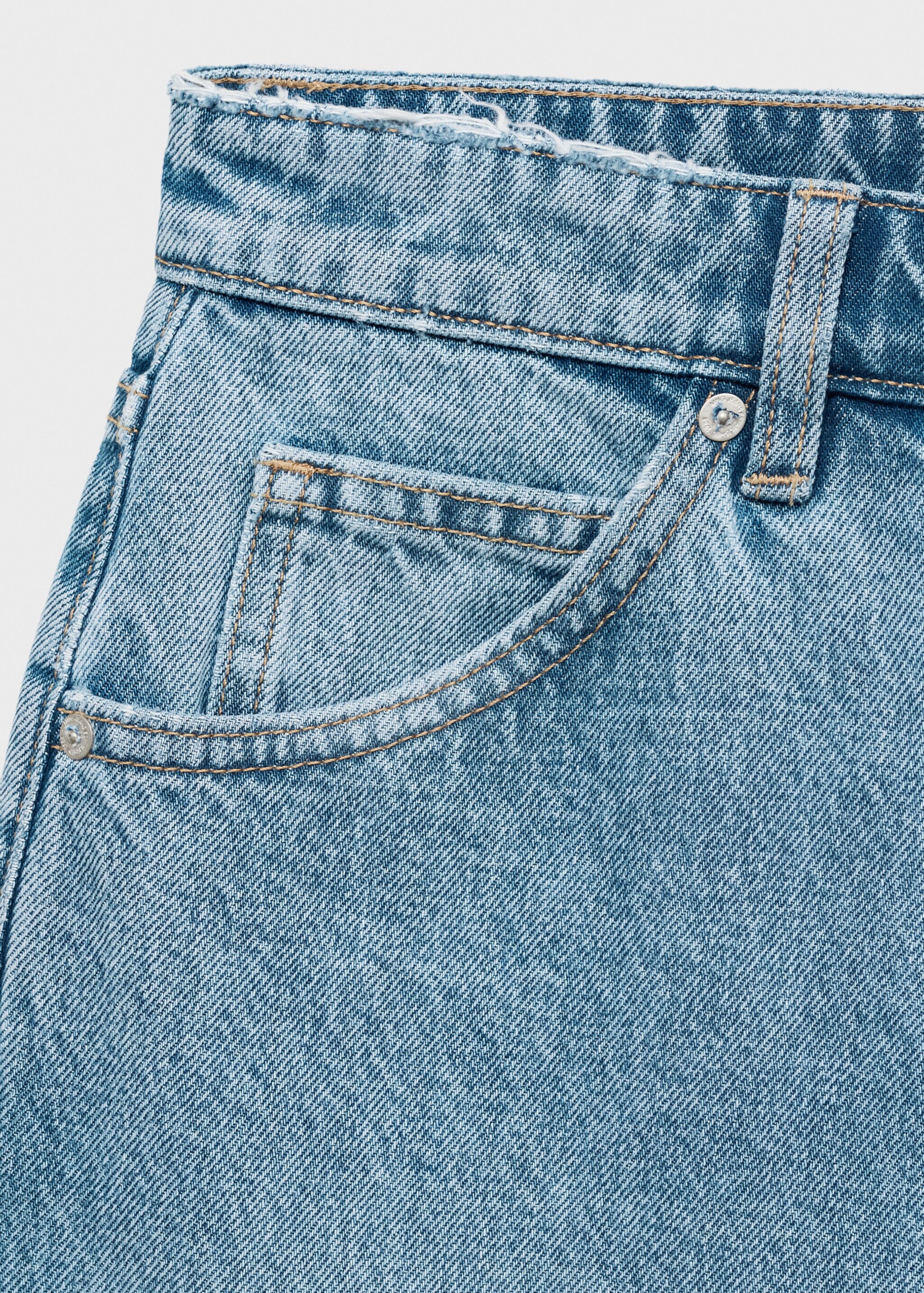 Frayed hem denim shorts - Details of the article 0